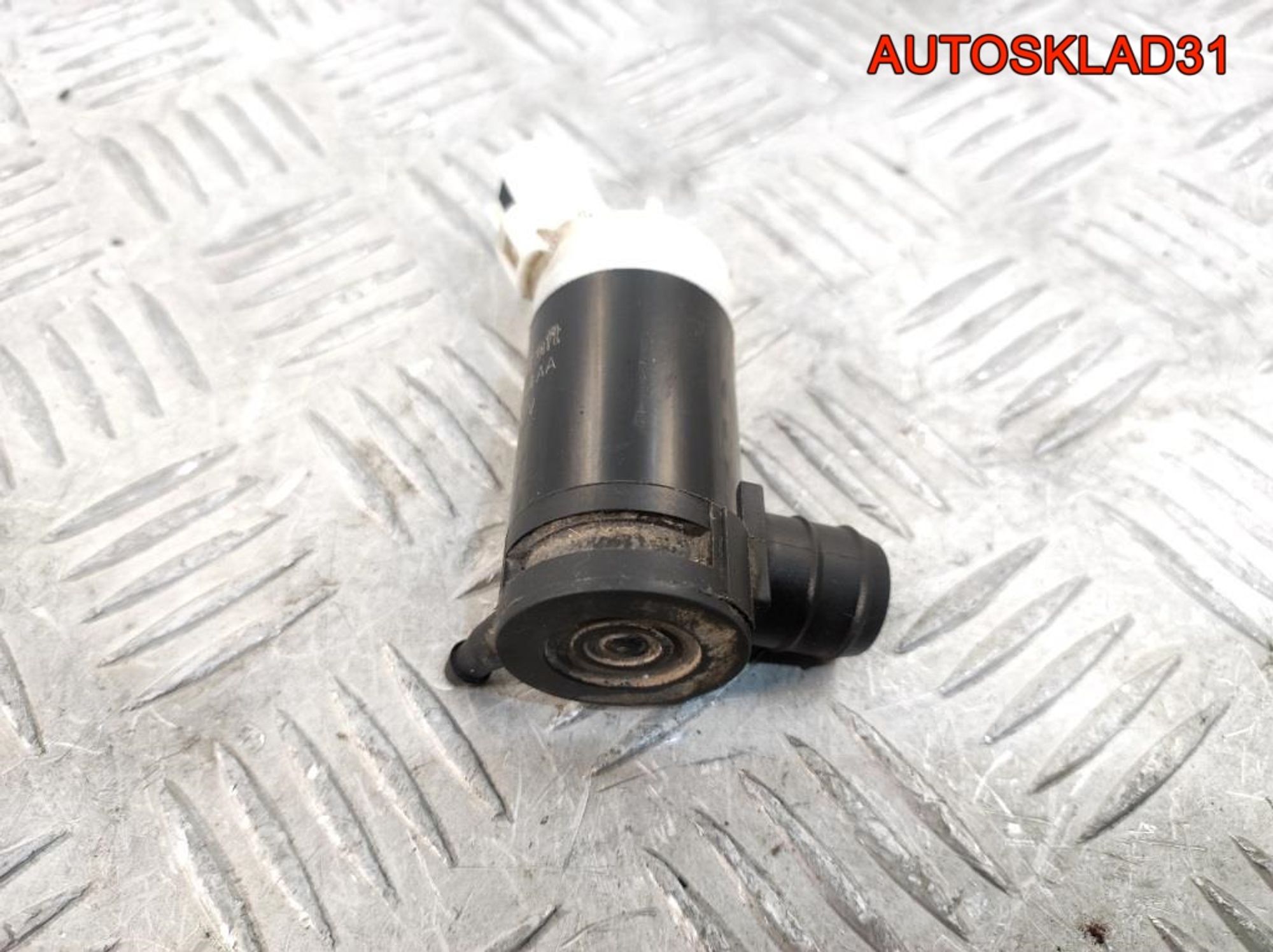 Насос омывателя Ford Maverick 2 7L8417664AA, 900 рублей, Дубовое