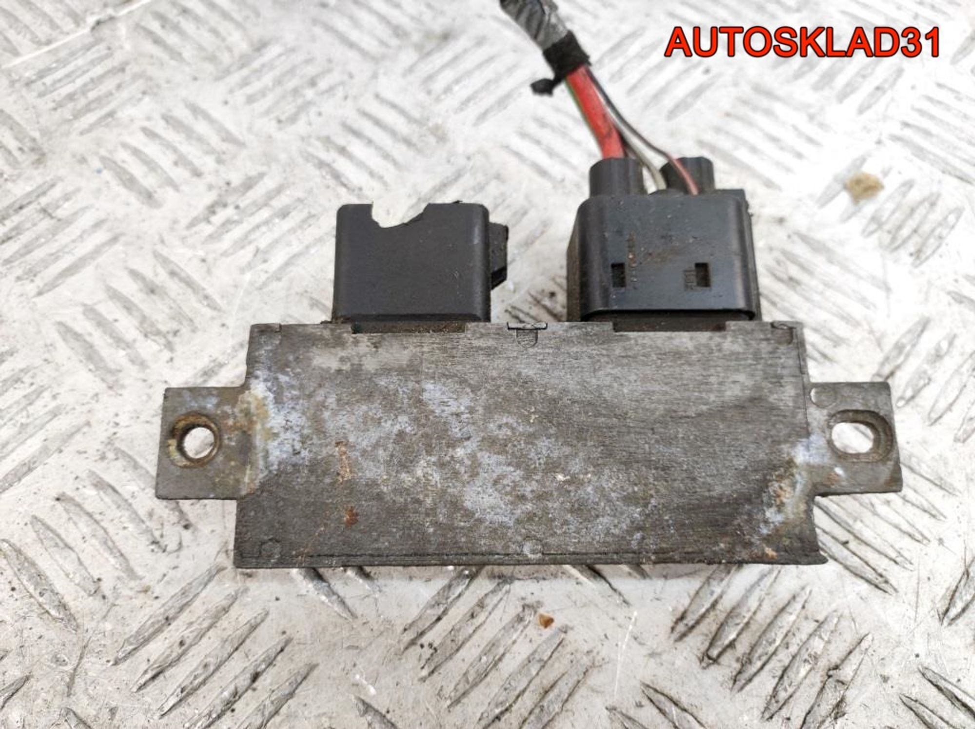 Реле накала свечей Opel Signum 3,0 Дизель 24451765, 2000 рублей, Дубовое