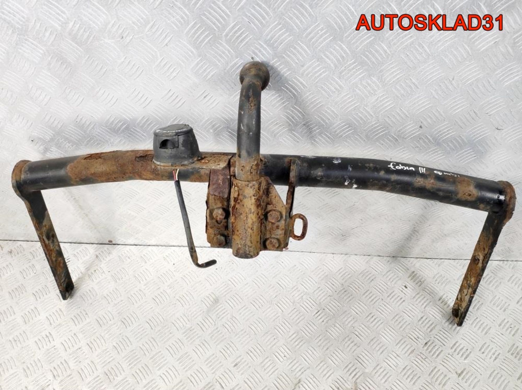 Фаркоп Skoda Fabia 3 Универсал, 13500 рублей, Дубовое