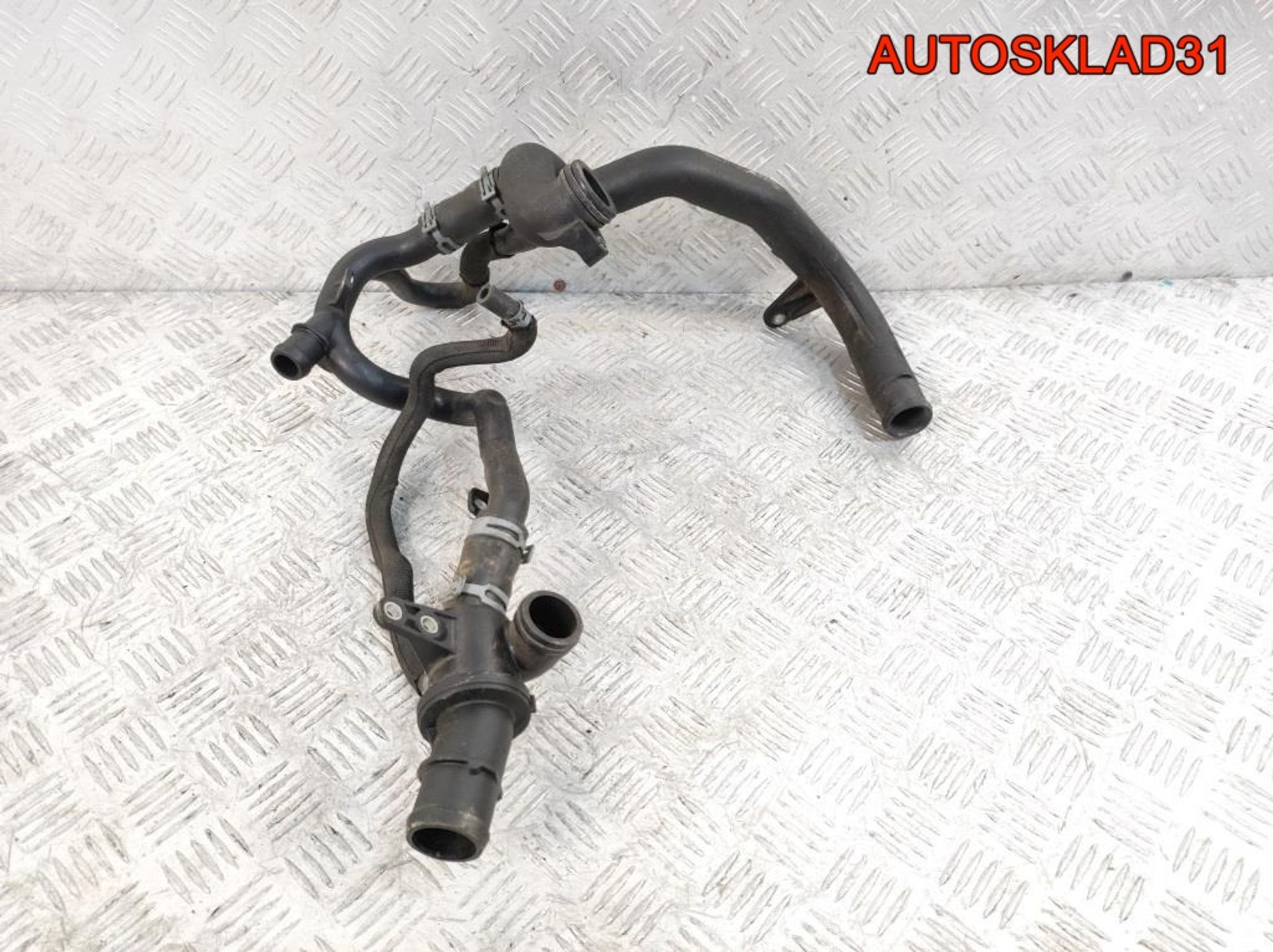 Патрубок радиатора Mercedes W169 OM640.940 A6402032182, 2500 рублей, Дубовое