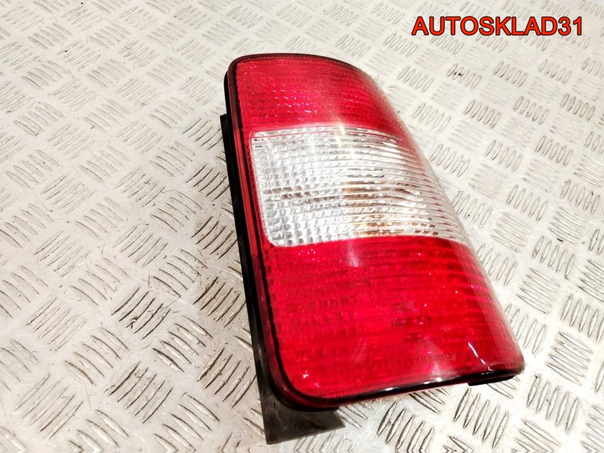 Фонарь задний правый Volkswagen 2004-2010 2K0945112A, 7000 рублей, Дубовое
