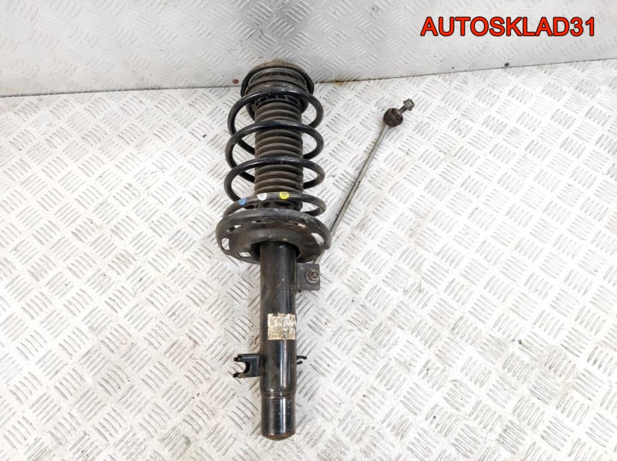 Амортизаторы передние Комплект Peugeot 208 9804831280, 8000 рублей, Дубовое