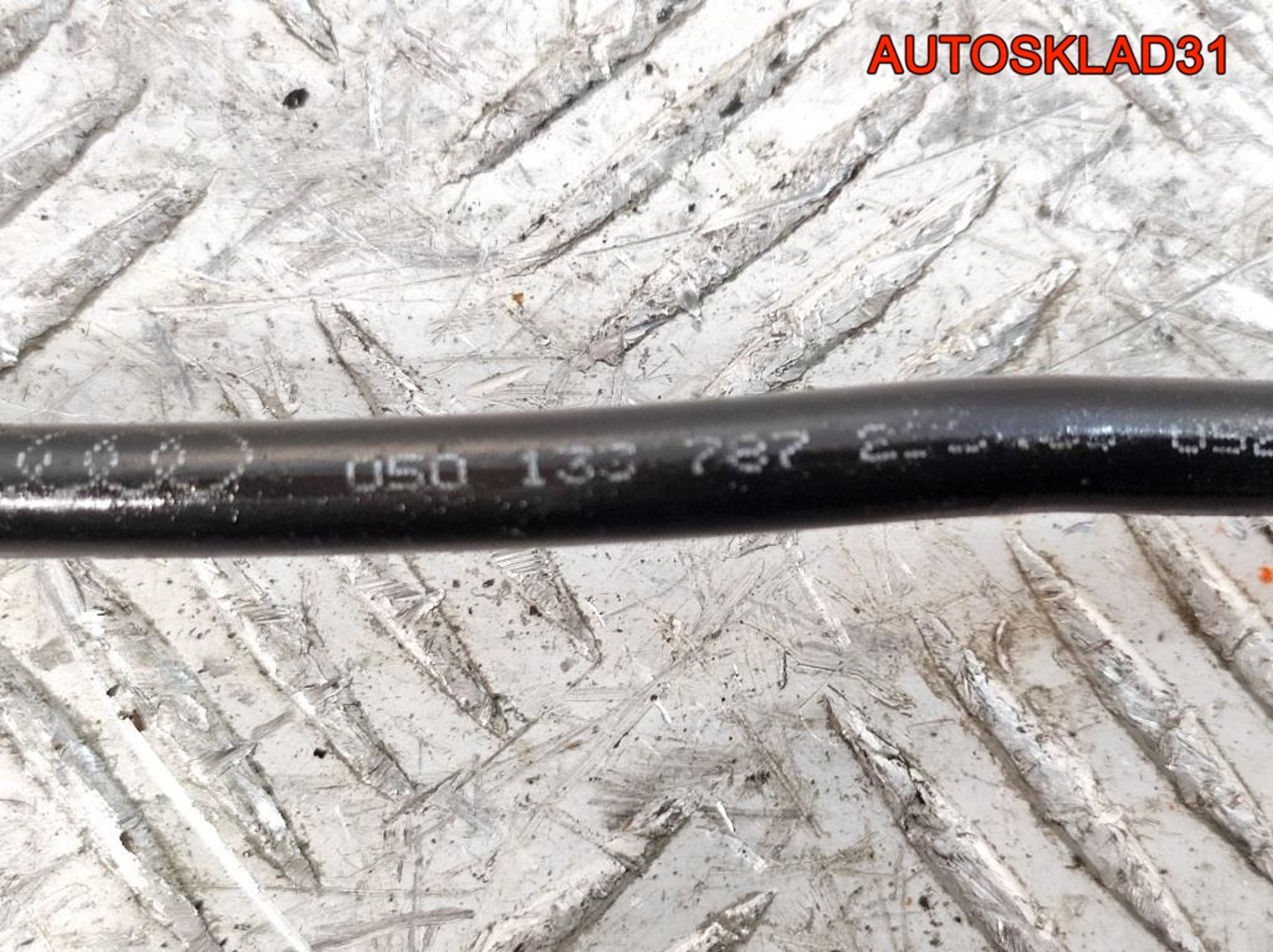 Трубка вентиляционная VW Passat B5 1,8 Бензин 050133787, 300 рублей, Дубовое