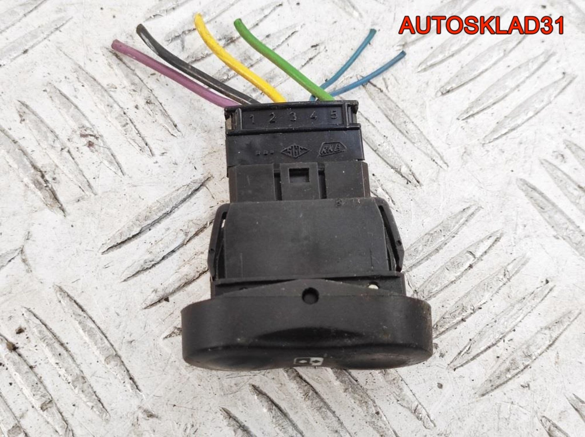 Кнопка стеклоподъемника Renault Sandero 8200602227, 400 рублей, Дубовое