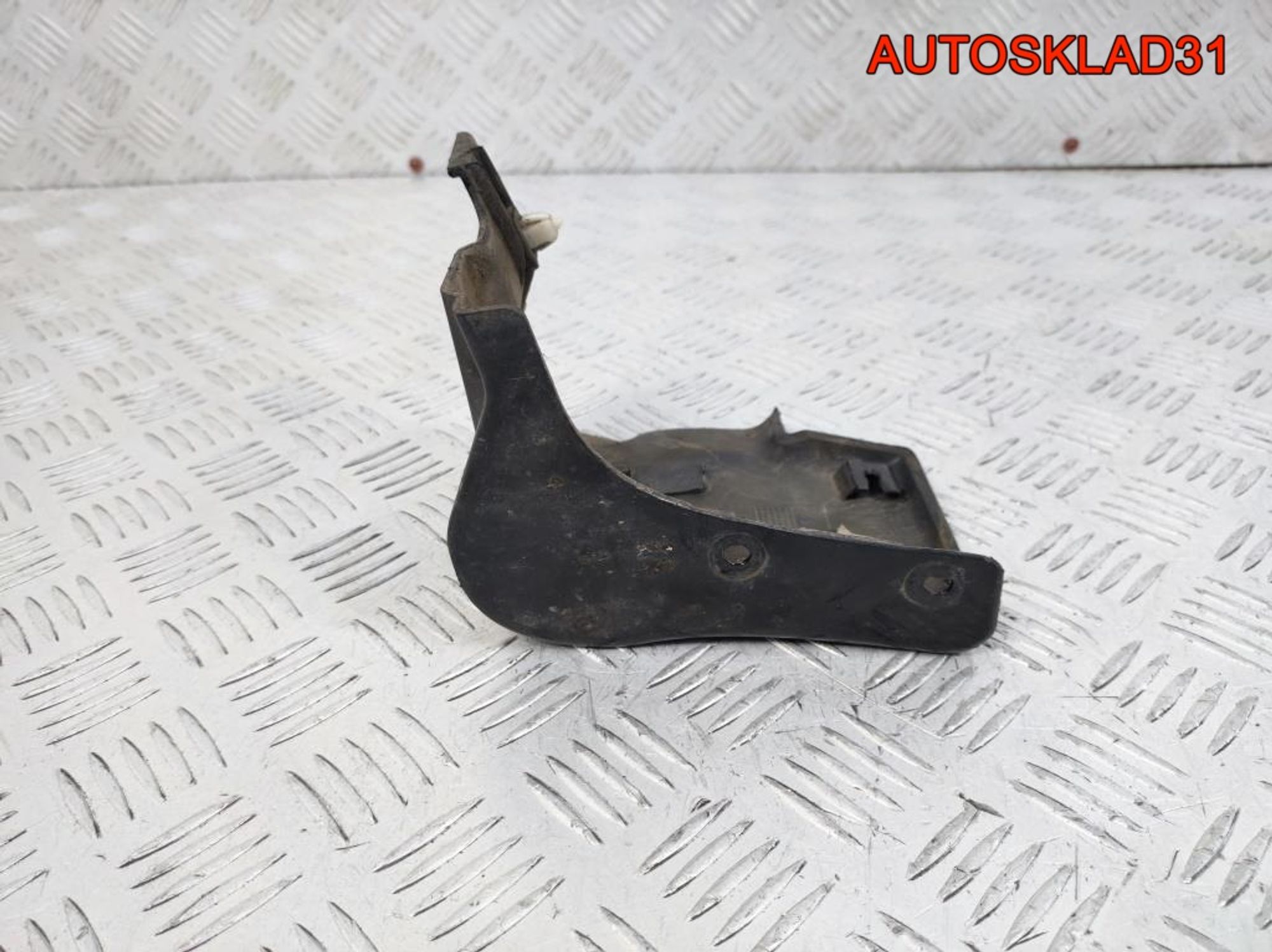 Накладка на порог левая Kia Picanto 8775107000, 500 рублей, Дубовое