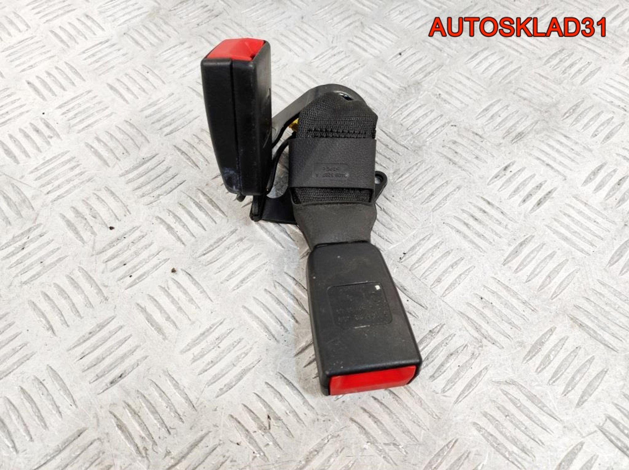 Ответная часть ремня Mercedes GLK A2048603269, 1400 рублей, Дубовое