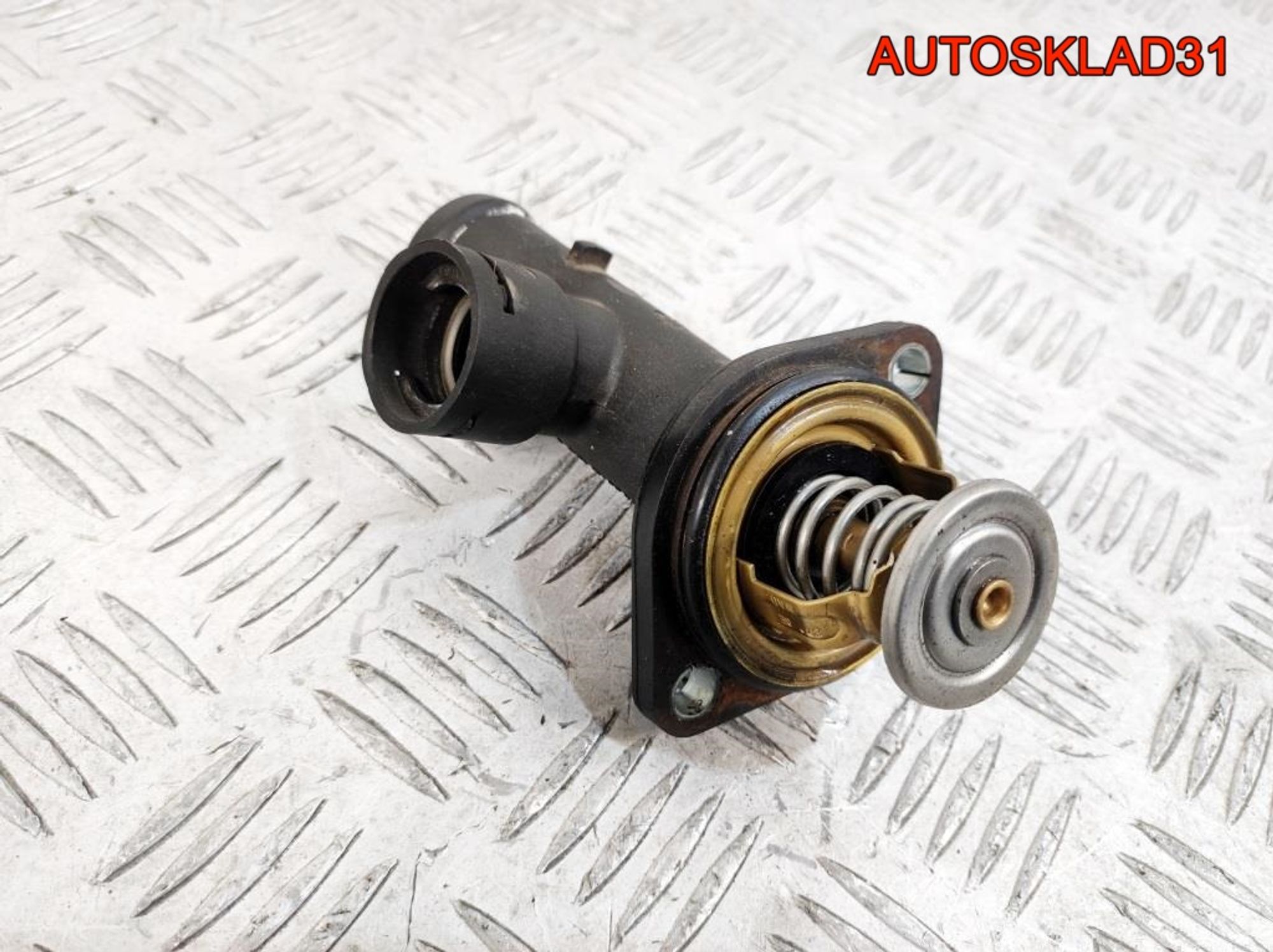 Корпус термостата VW Passat B6 2,0 Дизель 03G121121D, 800 рублей, Дубовое
