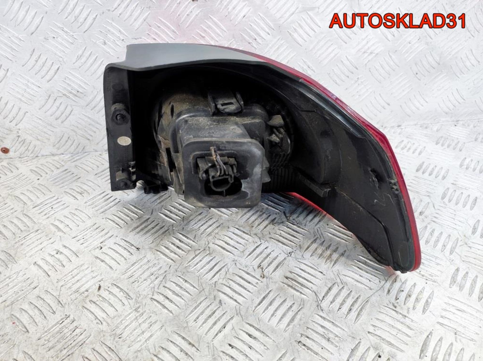 Фонарь задний наружный левый VW Golf 6 5K0945095E, 4100 рублей, Дубовое