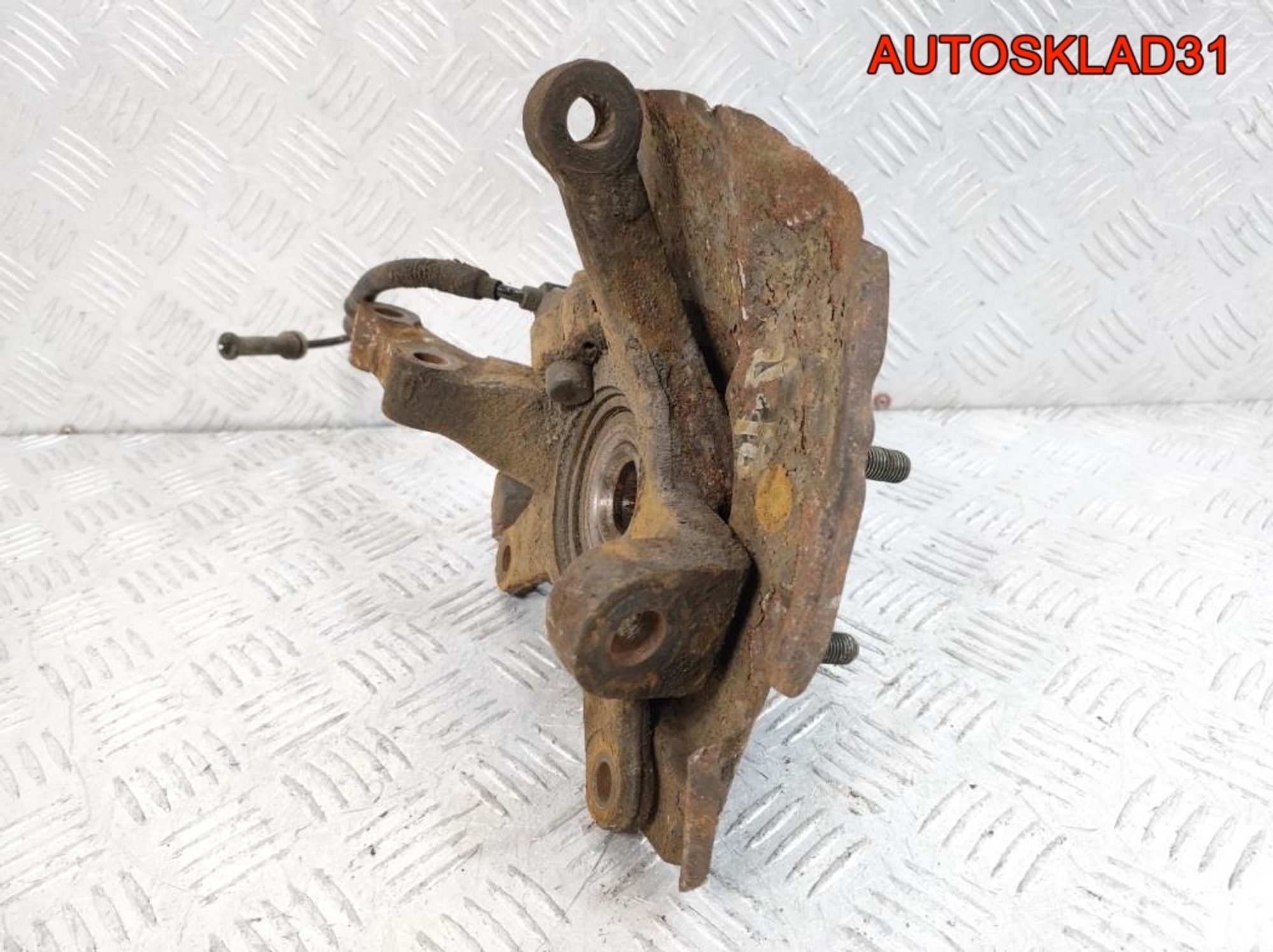Кулак поворотный передний правый в сборе Hyundai Getz 517161C110, 4500 рублей, Дубовое