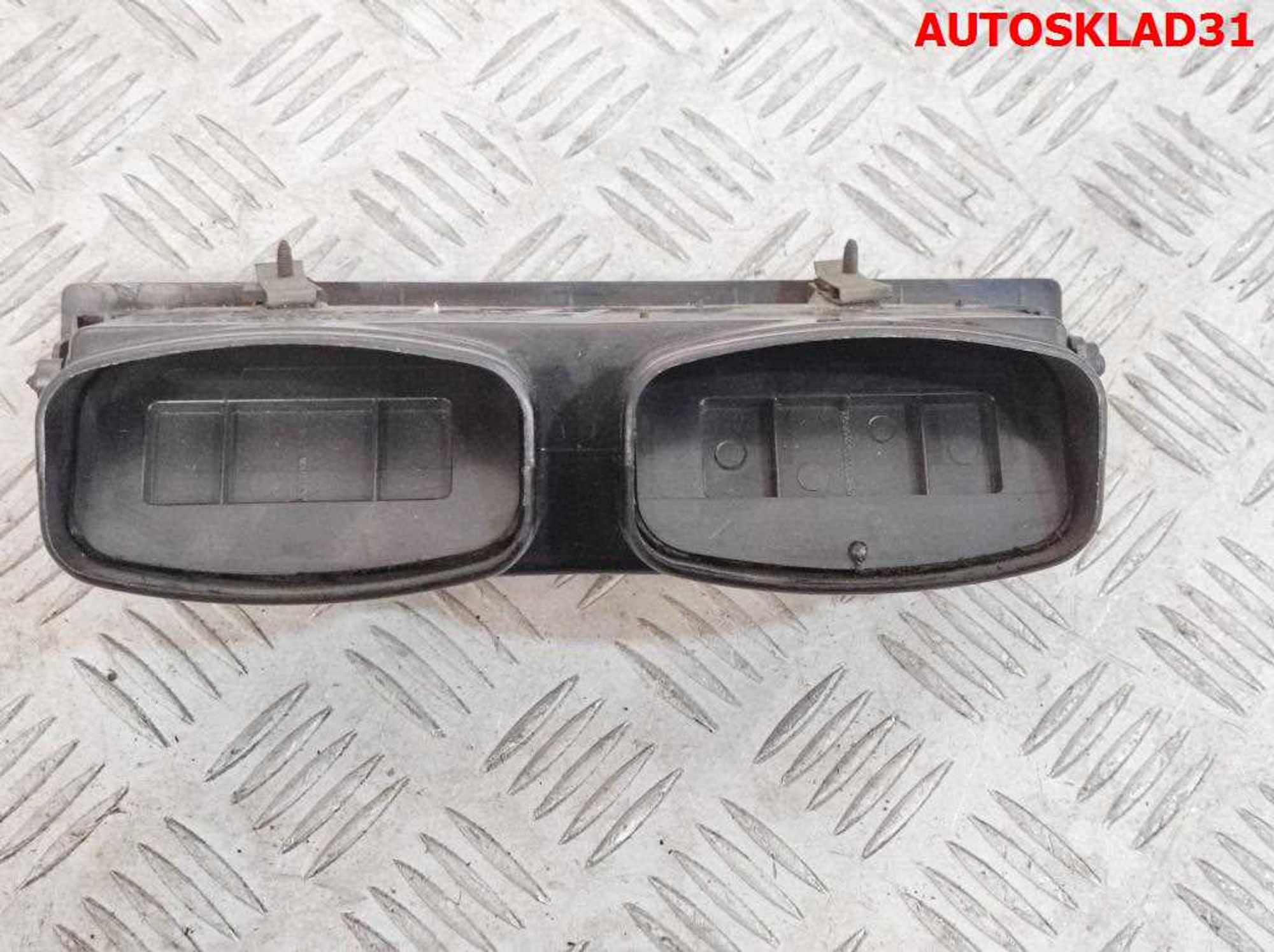 Дефлектор воздушный центральный VW Transporter T4 191819703, 1000 рублей, Дубовое