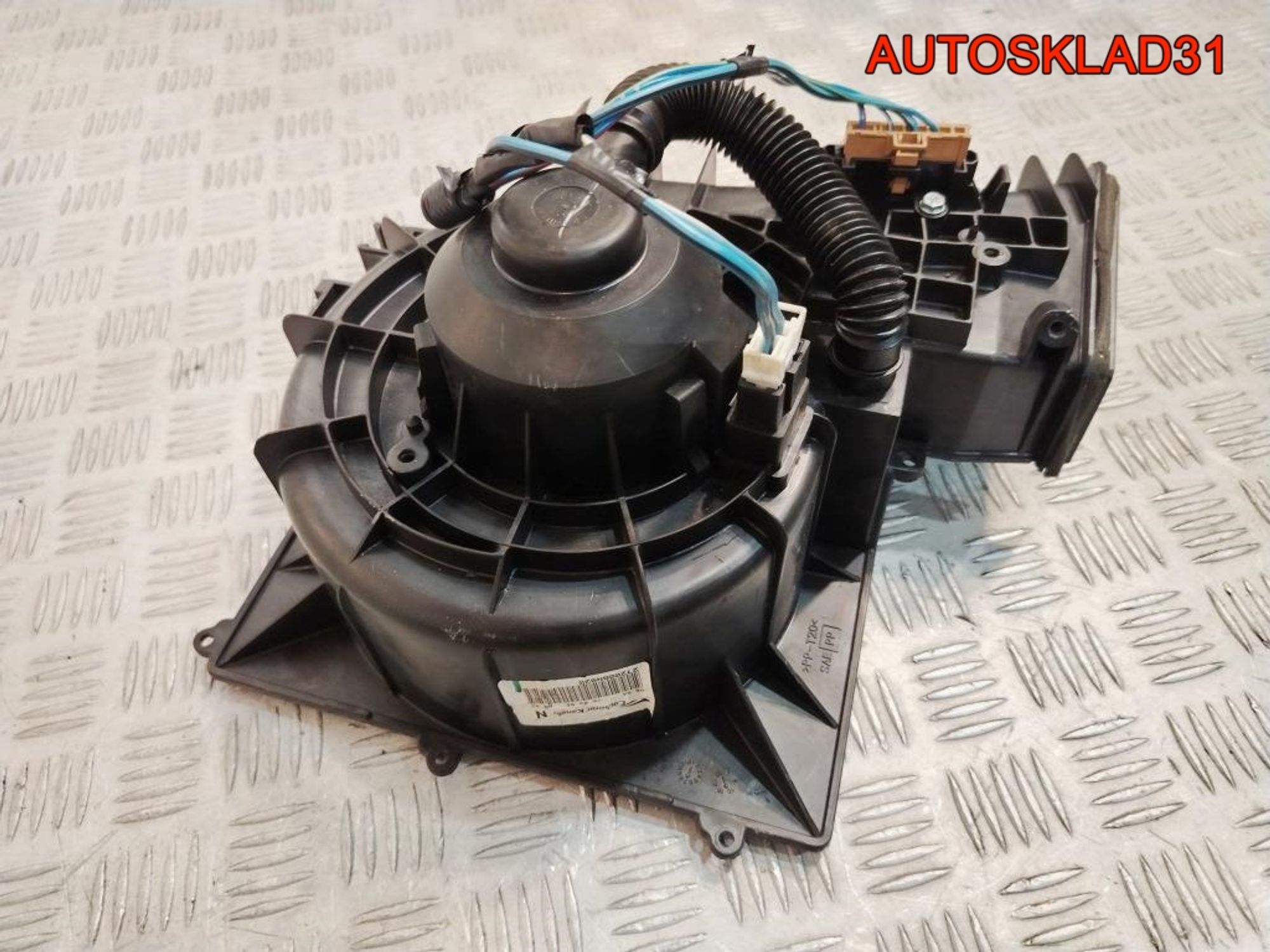 Моторчик отопителя Nissan Almera N16 27200BN920, 3000 рублей, Дубовое