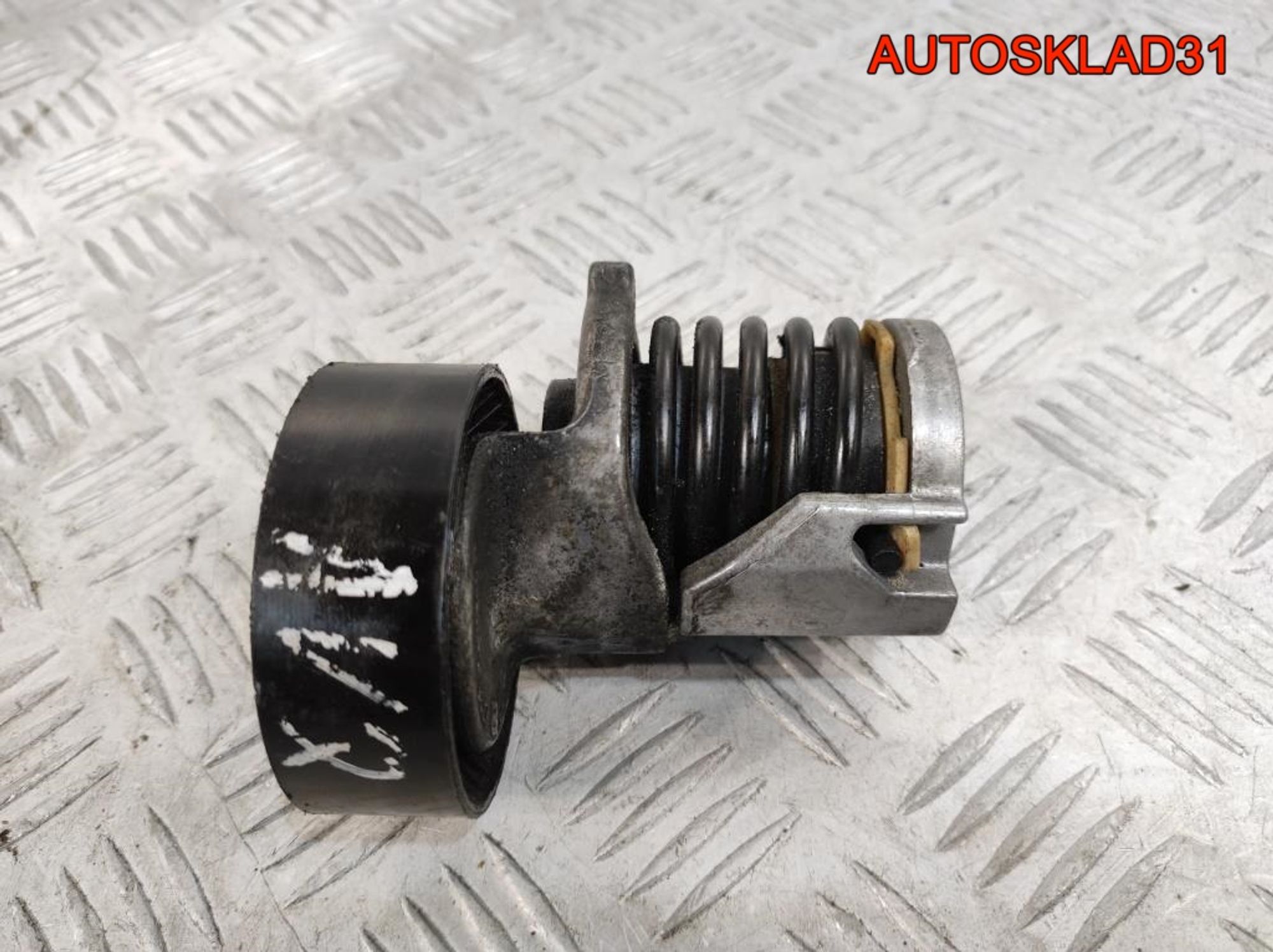 Натяжитель ремня VW Touran 1.9 AVQ Дизель 038903315AH, 500 рублей, Дубовое