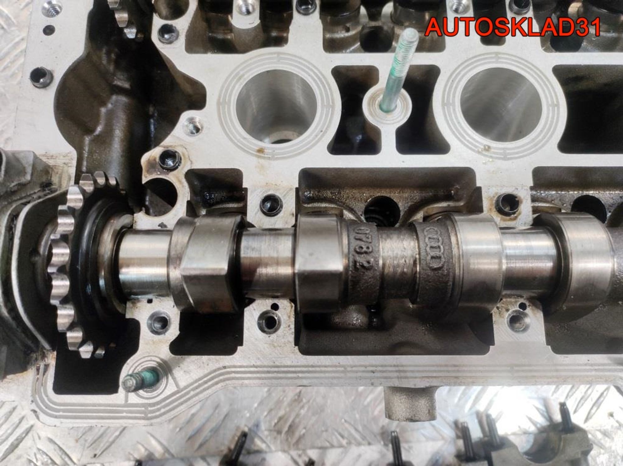 Головка блока правая Audi RS4 B5 2,7 AZR Бензин, 45000 рублей, Дубовое