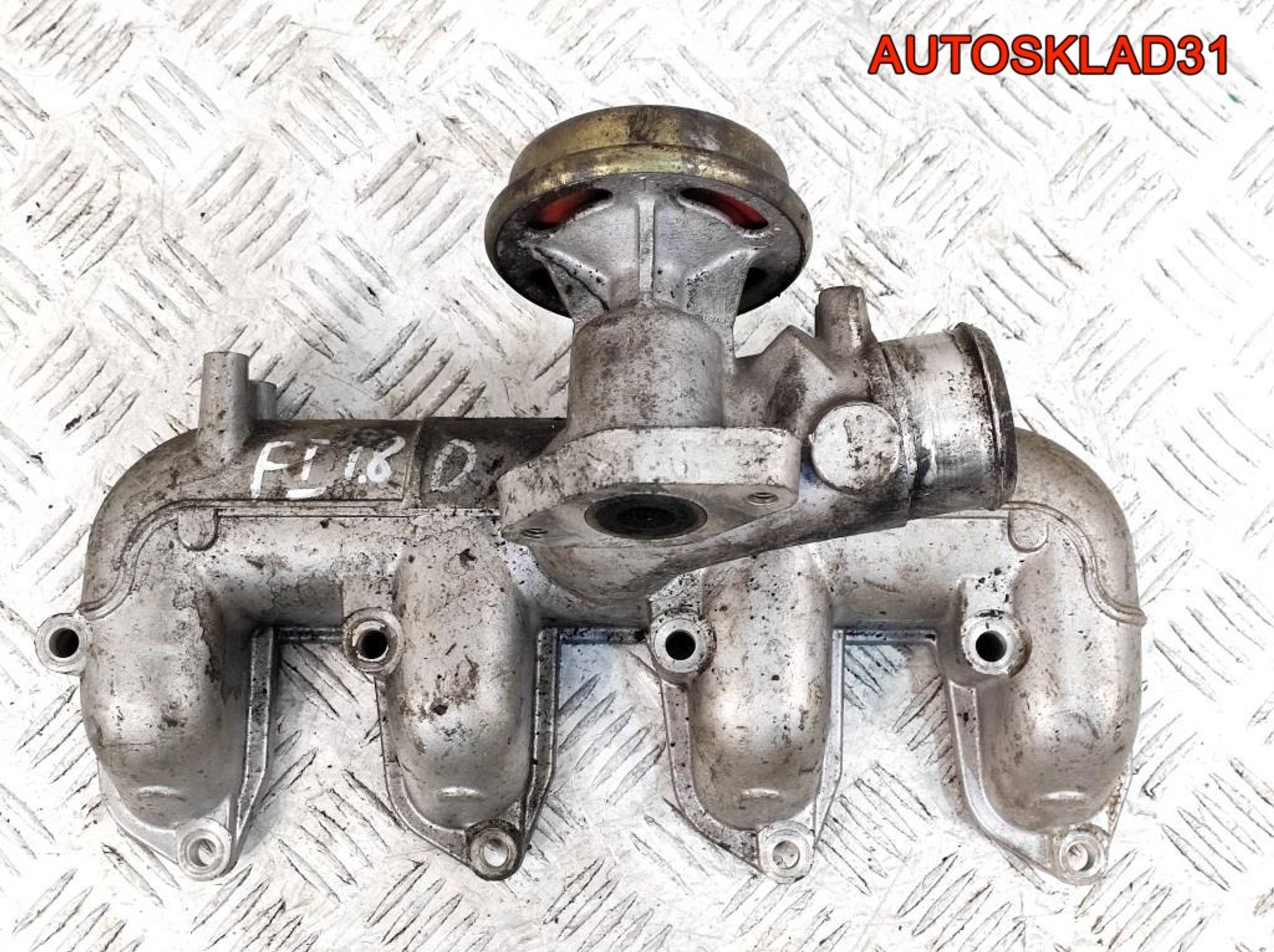 Коллектор впускной Ford Focus 1 1,8 Дизель 1498882, 700 рублей, Дубовое