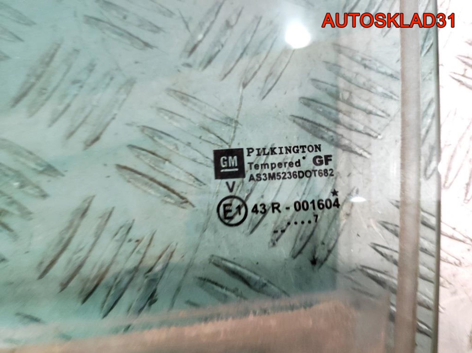 Стекло двери задней левой Opel Astra H Универсал, 800 рублей, Дубовое