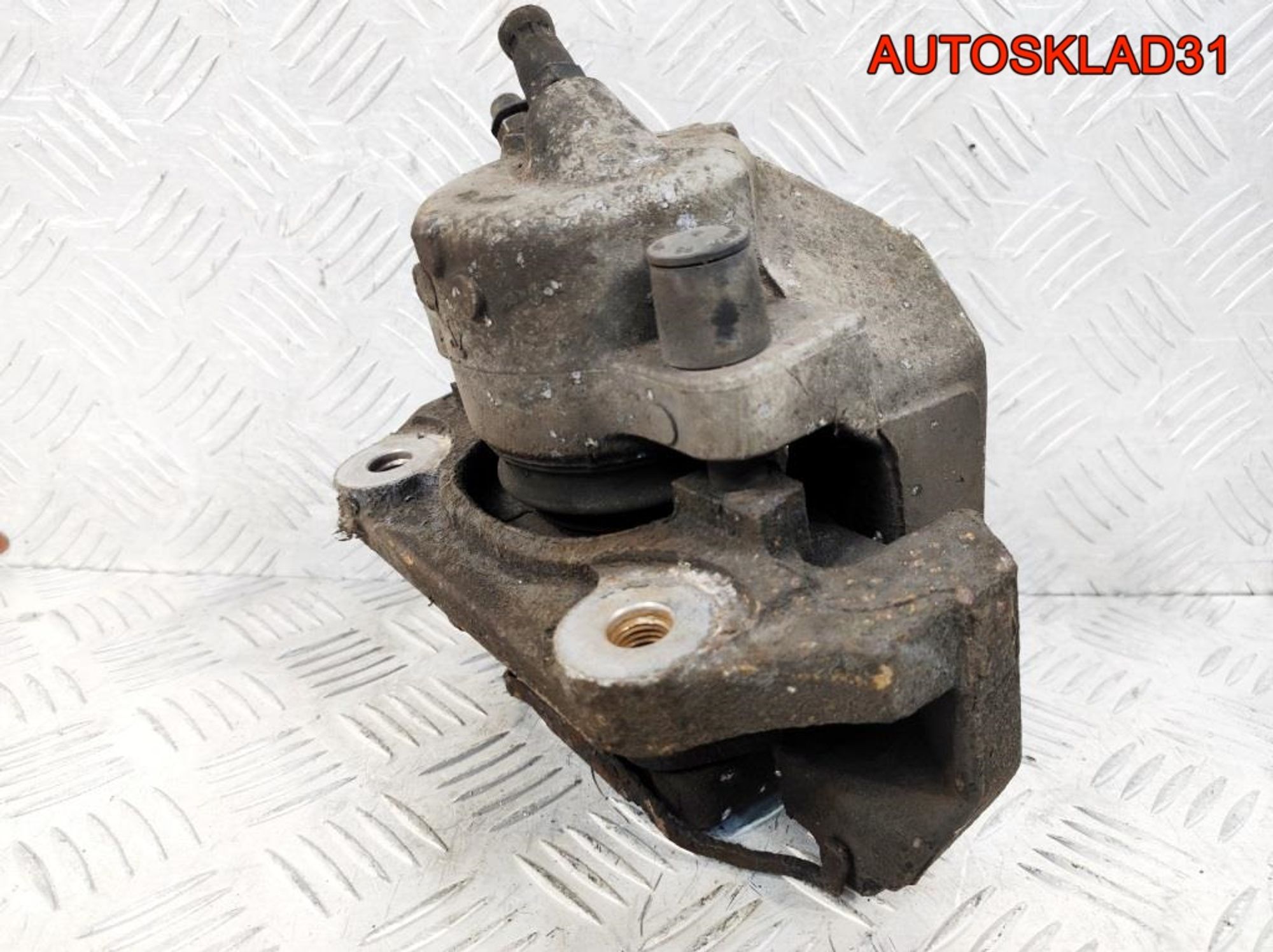 Суппорт тормозной перед правый BMW E90 34116769092, 2100 рублей, Дубовое