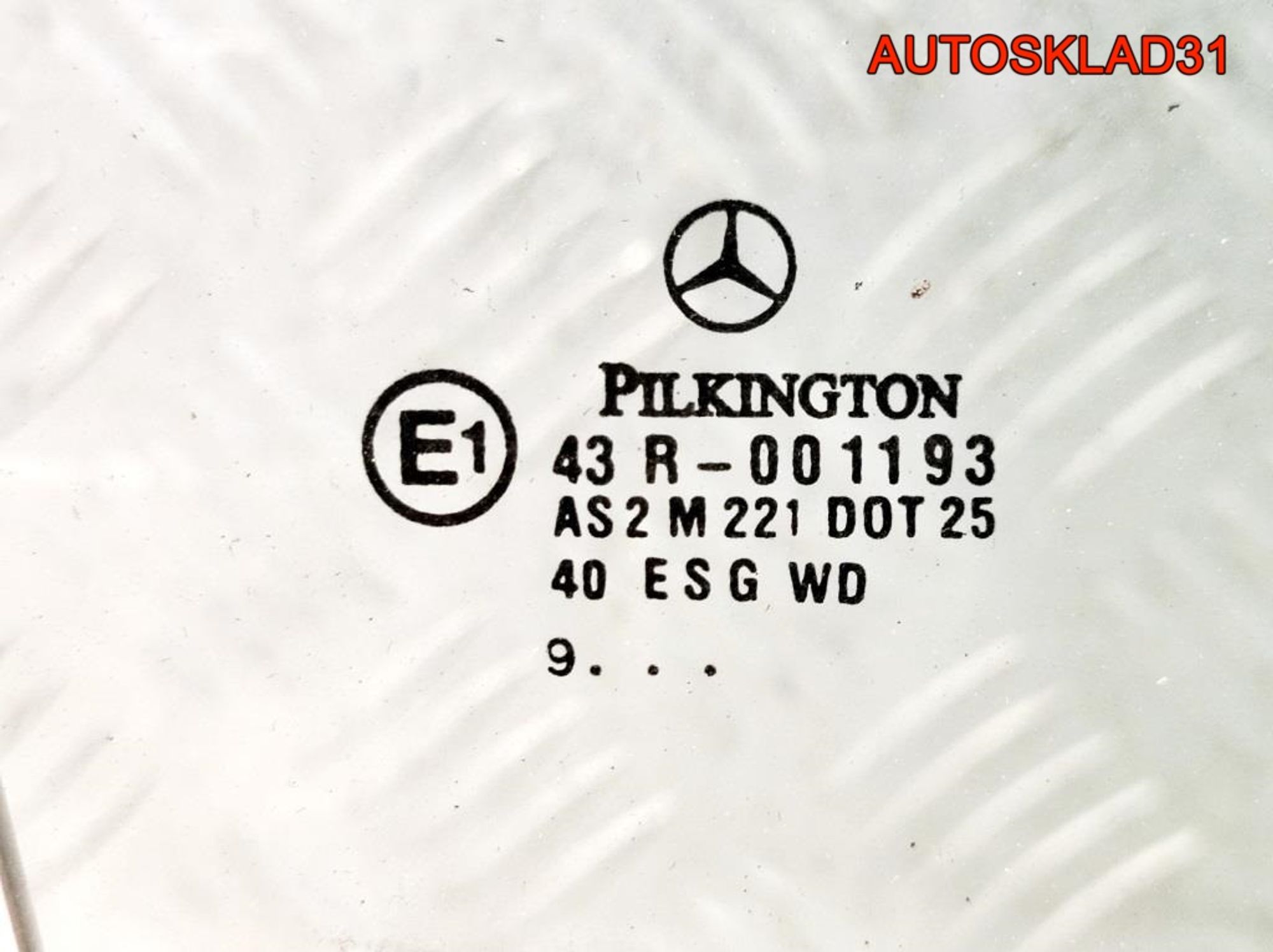 Стекло переднее правое Mercedes W203 A2037250210, 1700 рублей, Дубовое