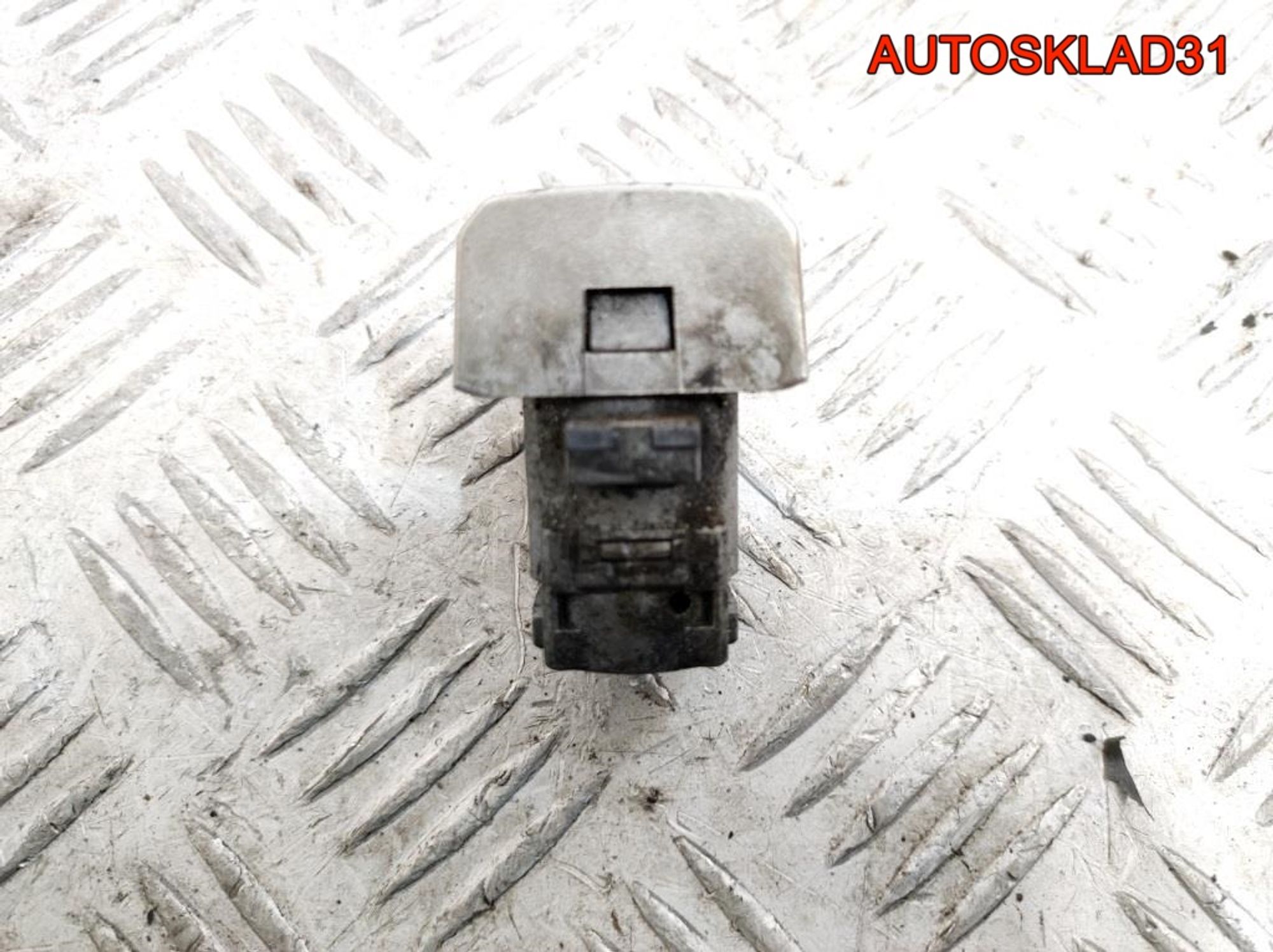 Вставка замка двери левой Opel Zafira B 5133082, 500 рублей, Дубовое