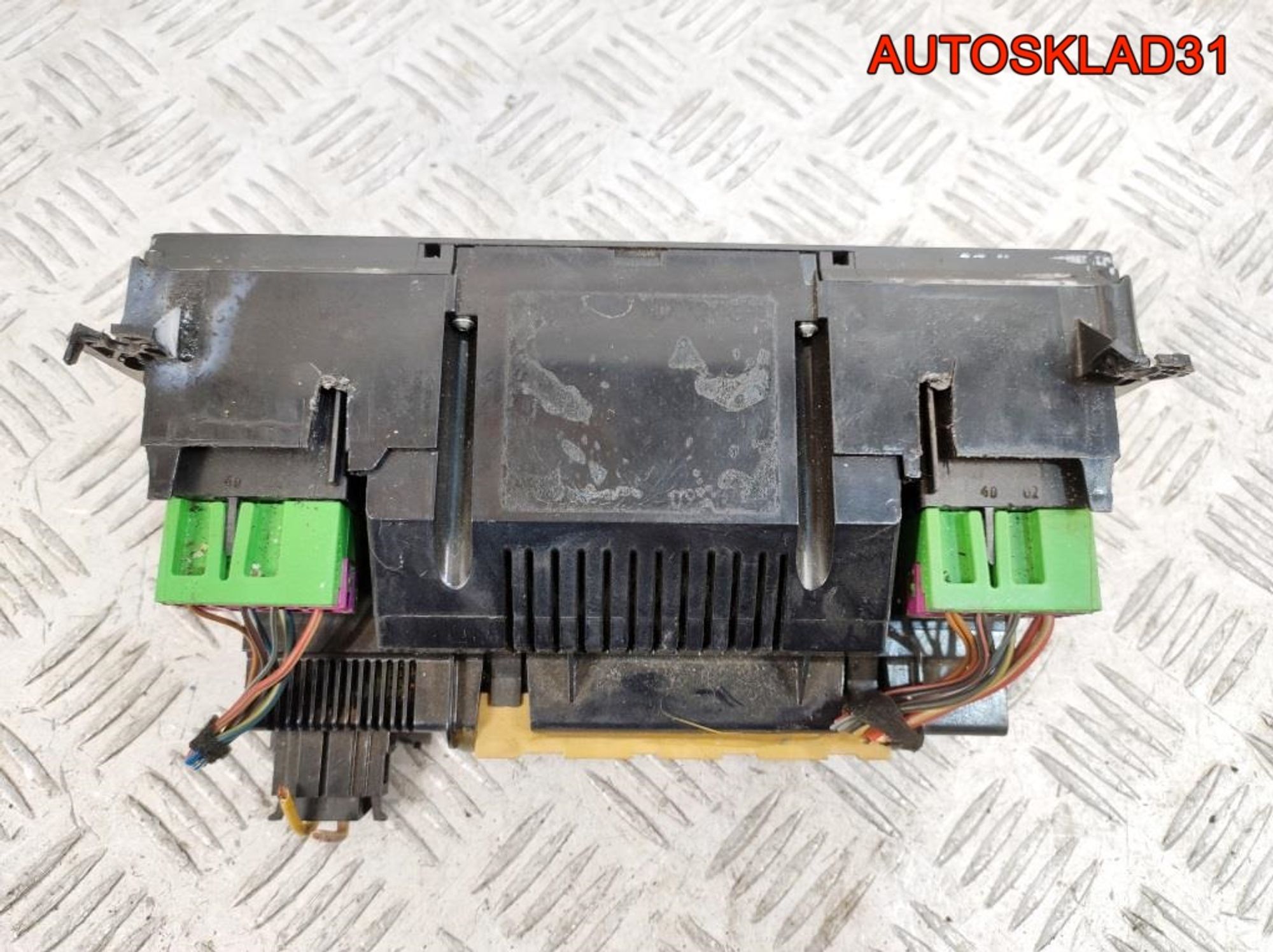 Блок управления климата Audi A6 C5 4B0820043, 3600 рублей, Дубовое