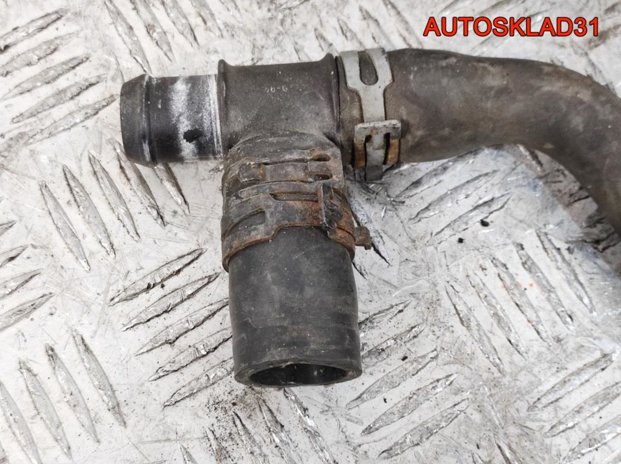 Патрубок радиатора Mercedes W203 1,8 Компрессор A2035015582, 2500 рублей, Дубовое