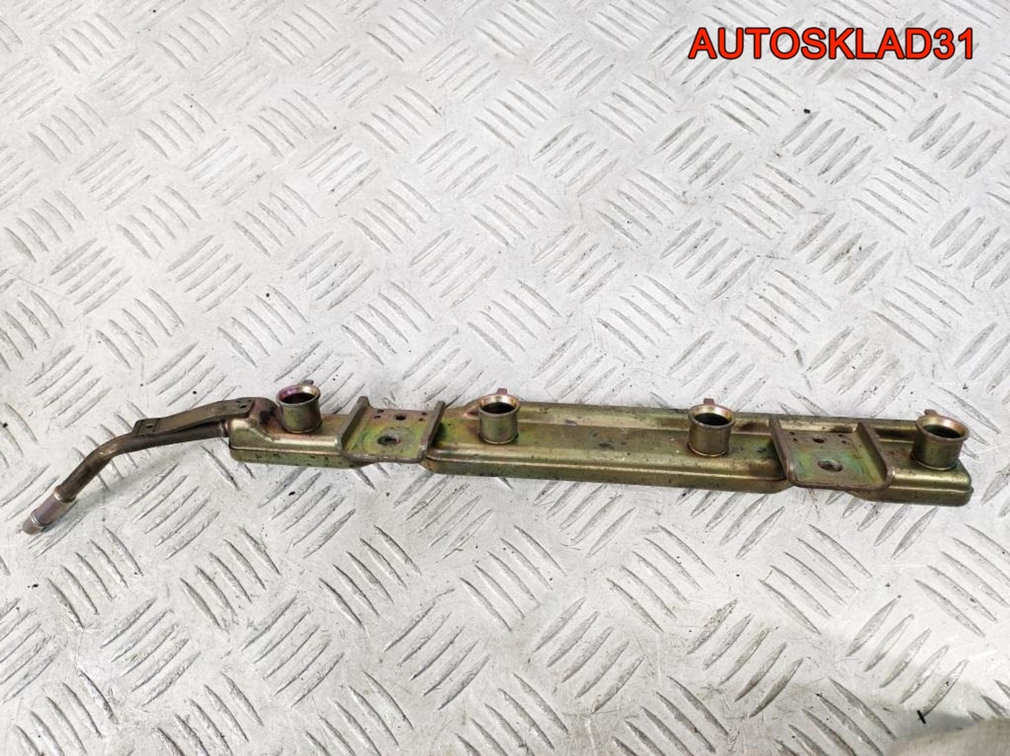 Рейка топливная Nissan Almera N16 QG18 17520AU305, 900 рублей, Дубовое