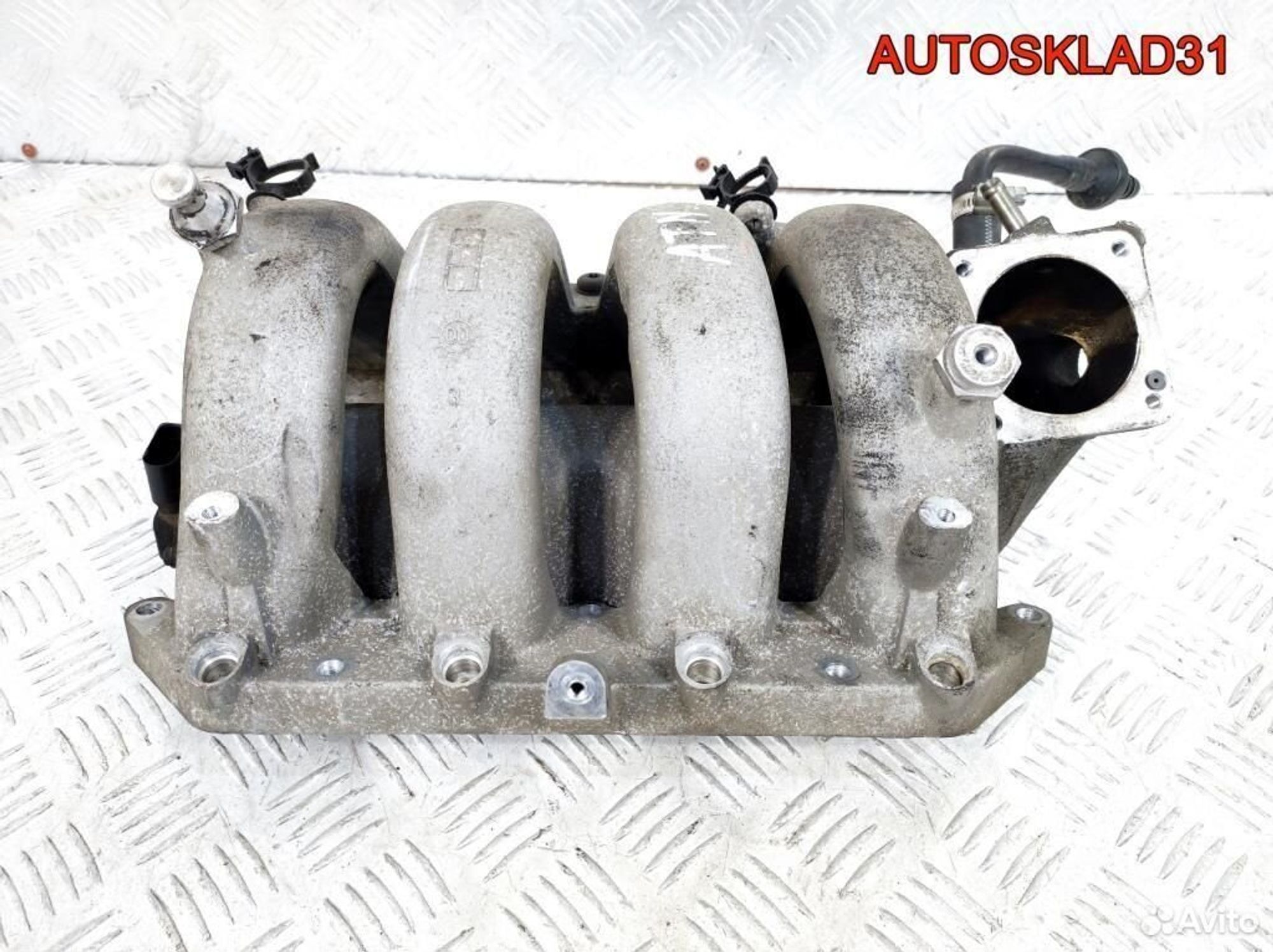 Коллектор впускной VW Golf 4 1,6 ATN 036129711CP, 1500 рублей, Дубовое