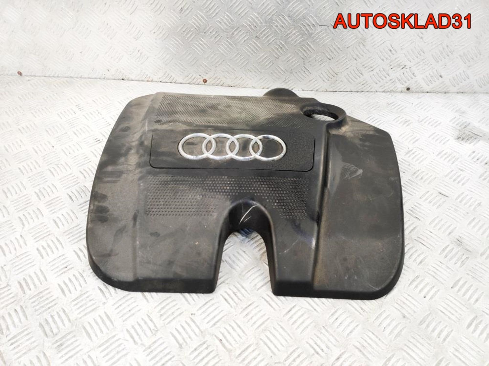 Накладка декоративная Audi A3 8L 06A103925AR, 2500 рублей, Дубовое