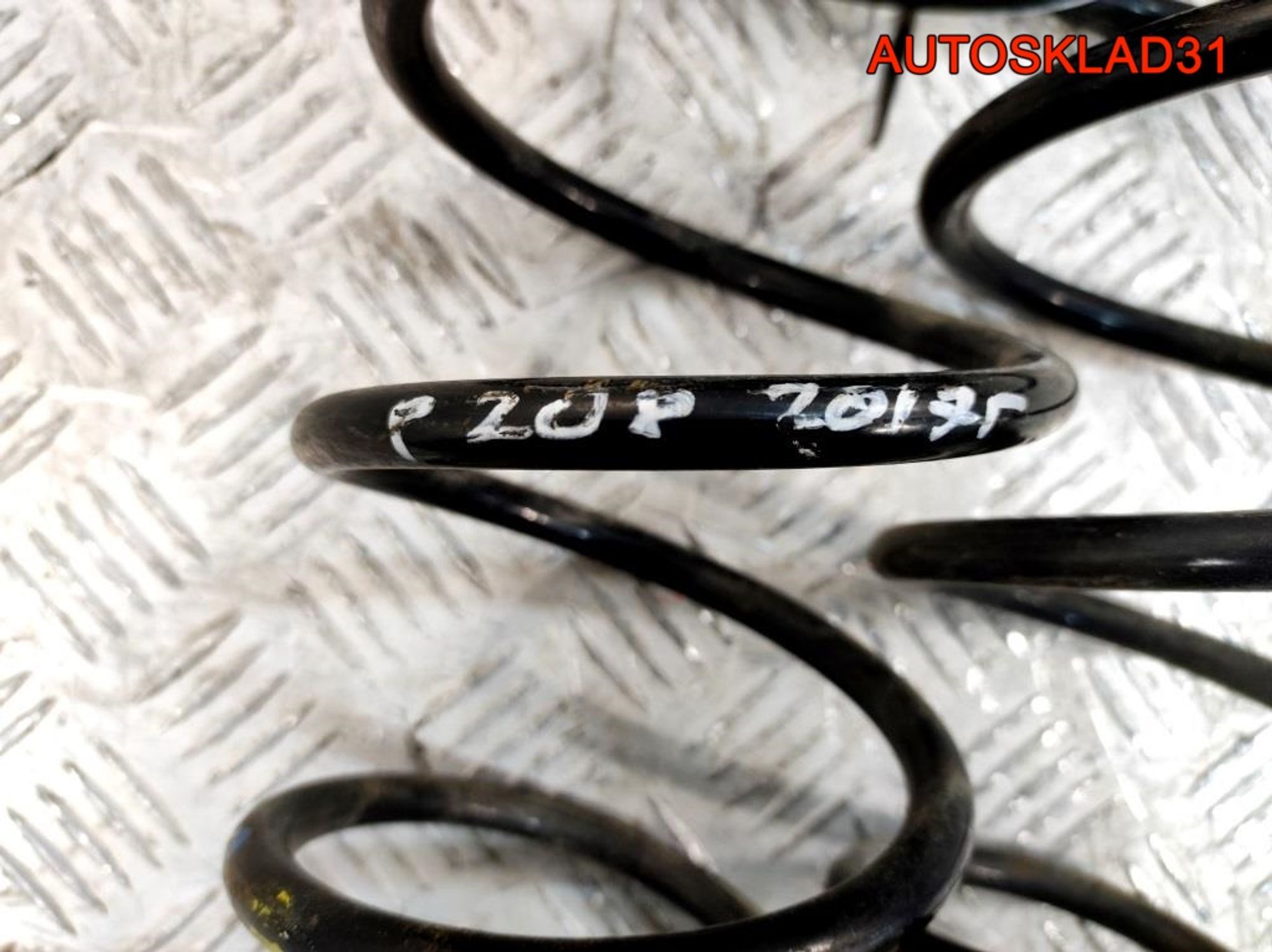 Пружина подвески задняя Комплект Peugeot 208 1,2 Бензин 9673405780, 3000 рублей, Дубовое