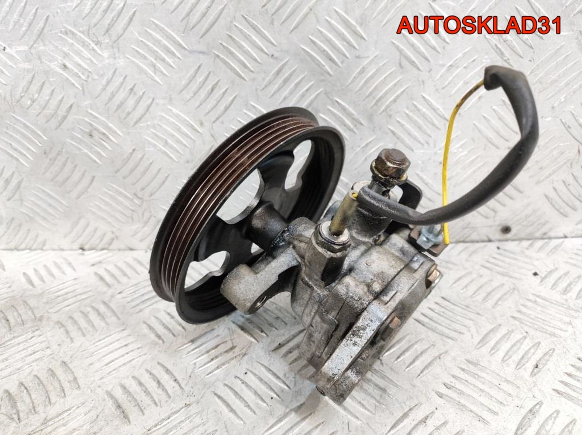 Насос ГУР Mitsubishi Carisma DA 1.8 4G93 MR916044, 3300 рублей, Дубовое