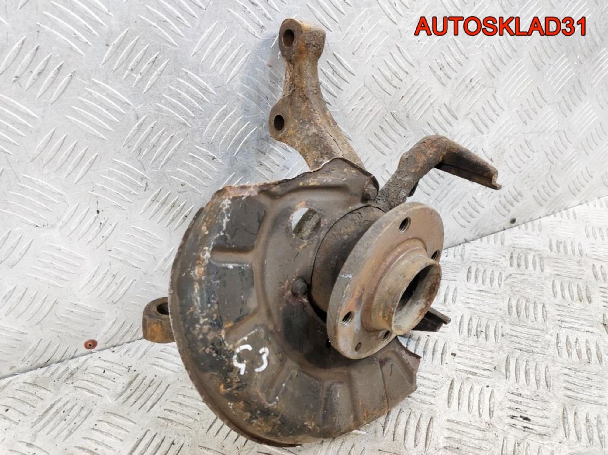 Кулак поворотный передний правый VW Golf 3 191407256C, 1400 рублей, Дубовое