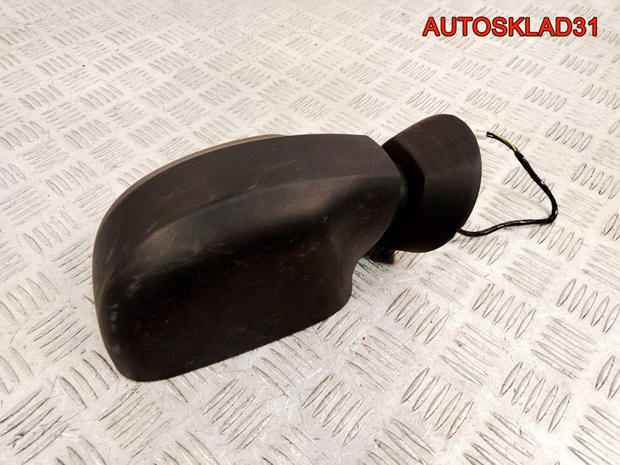 Зеркало правое Renault Logan 8200497487, 1500 рублей, Дубовое