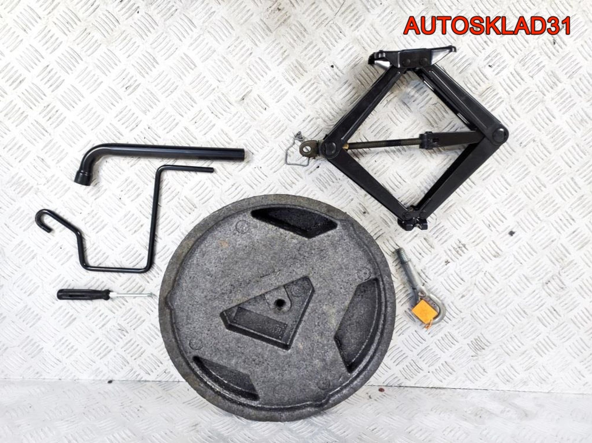 Ящик для инструментов Opel Astra H 13162851, 2900 рублей, Дубовое