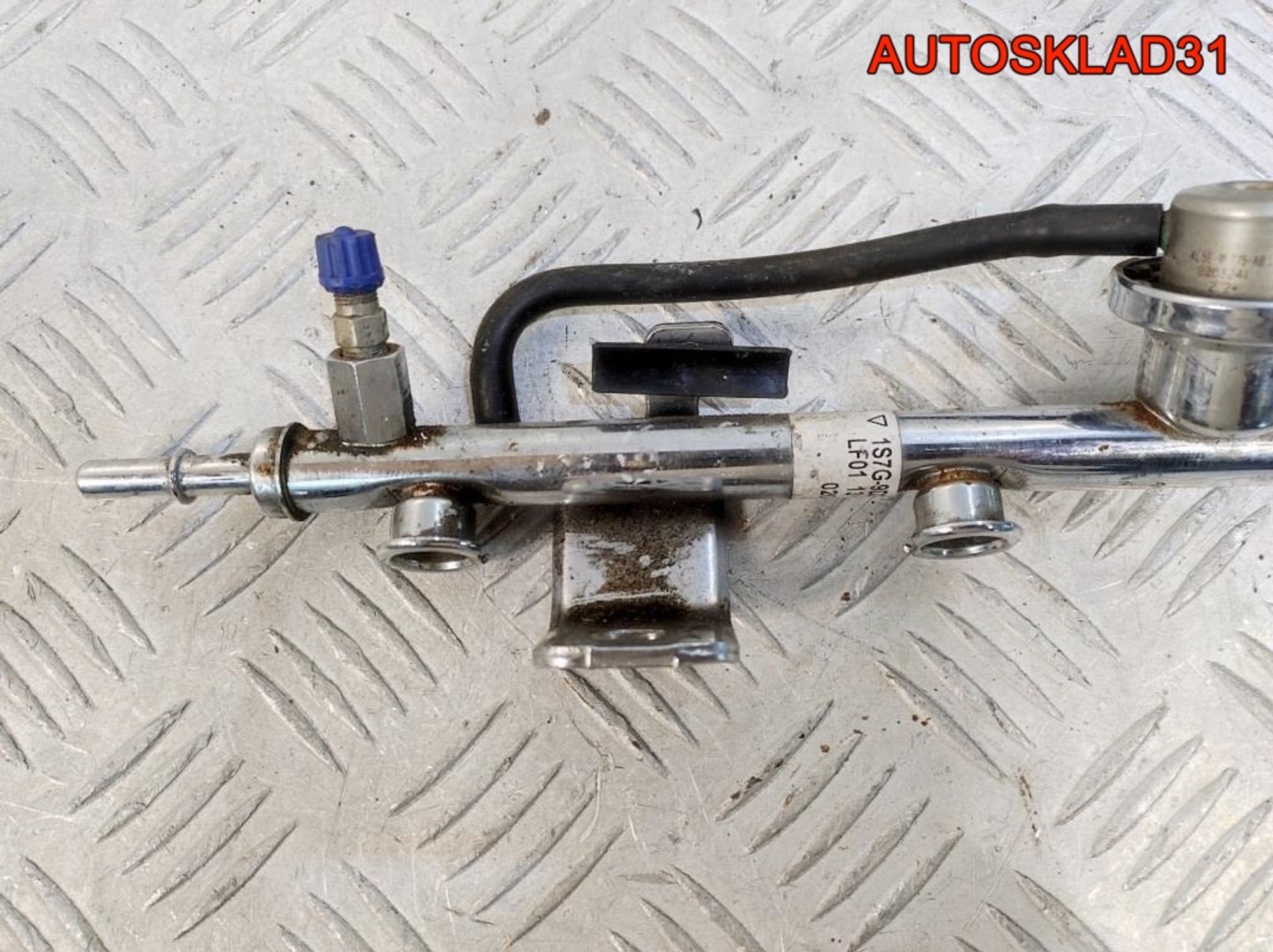 Рейка топливная Mazda 6 GG 2.3 L3 LF011315XA, 900 рублей, Дубовое