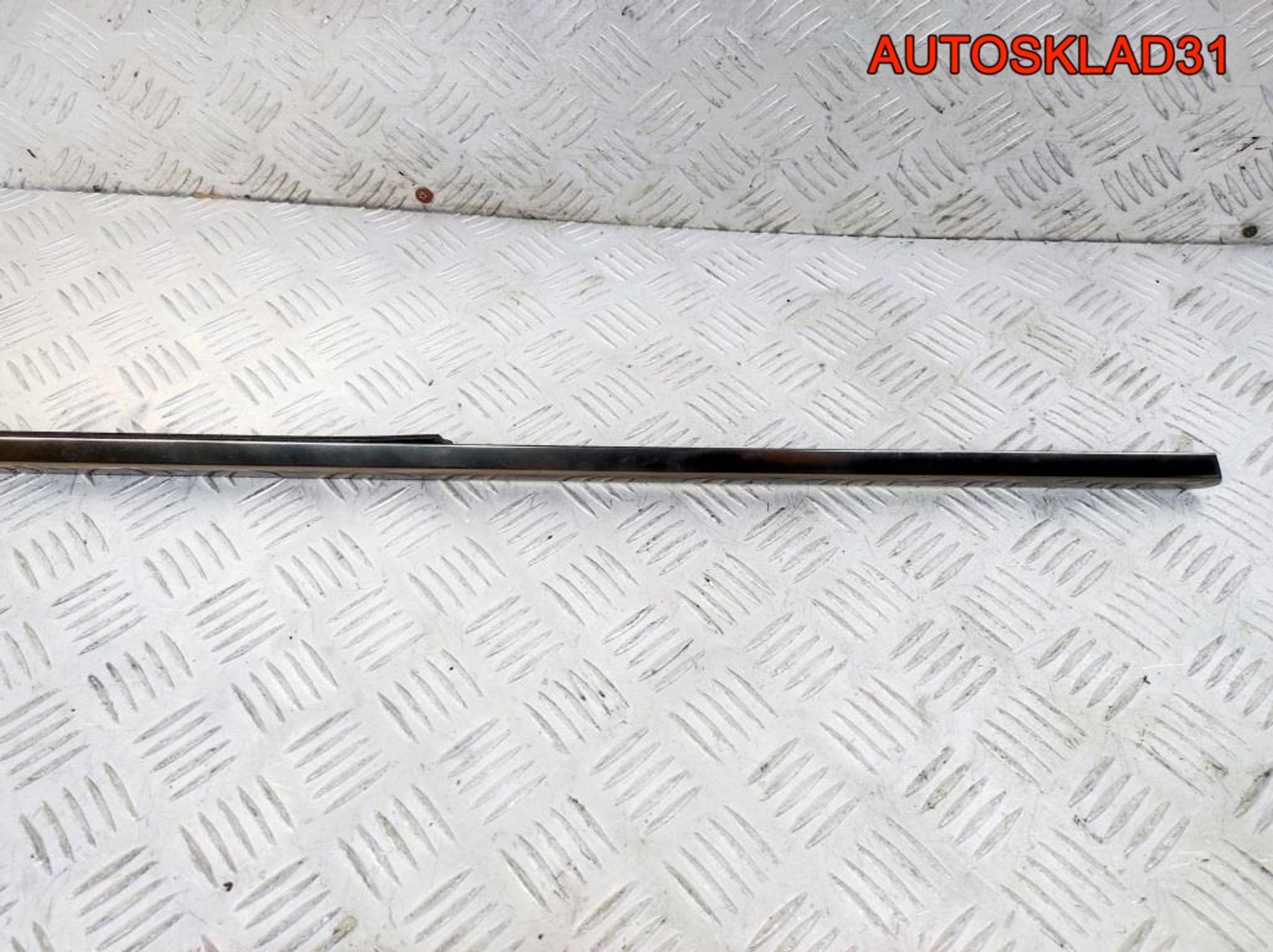 Накладка стекла заднего левого Mercedes W210 Седан, 900 рублей, Дубовое