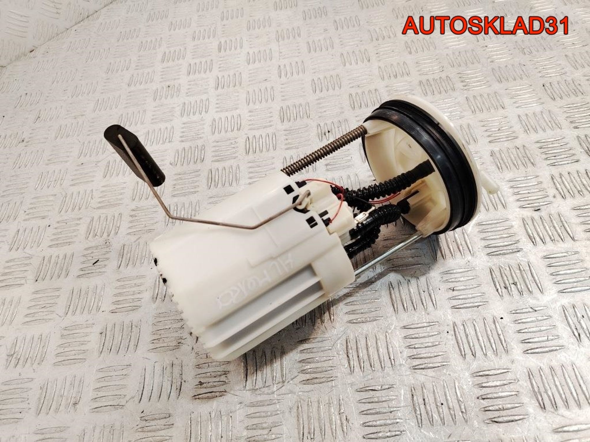 Насос топливный Nissan Almera N16 1,8 QG18 Бензин 0580314063, 3000 рублей, Дубовое