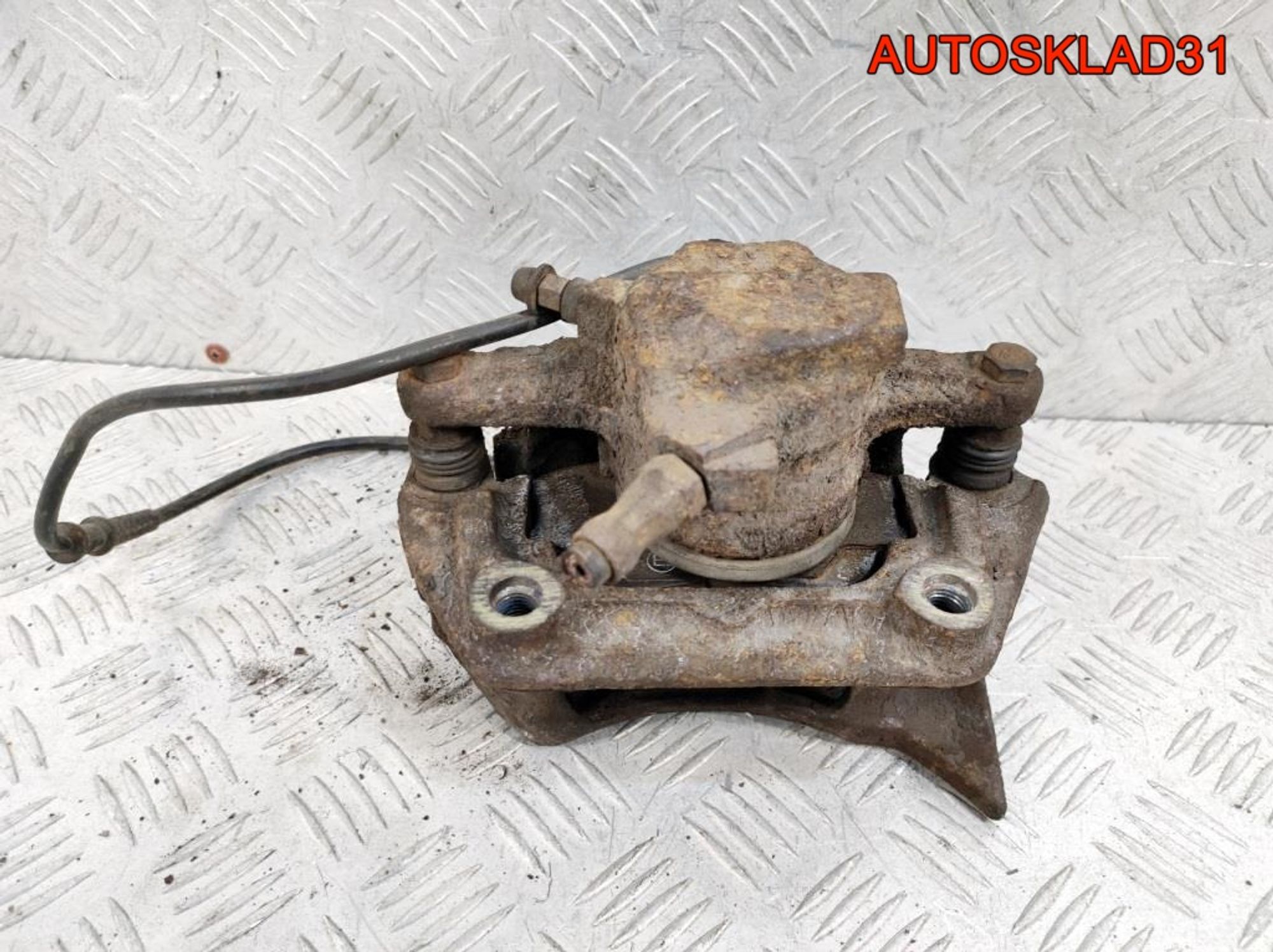 Суппорт тормозной передний левый Mercedes W202, 1100 рублей, Дубовое