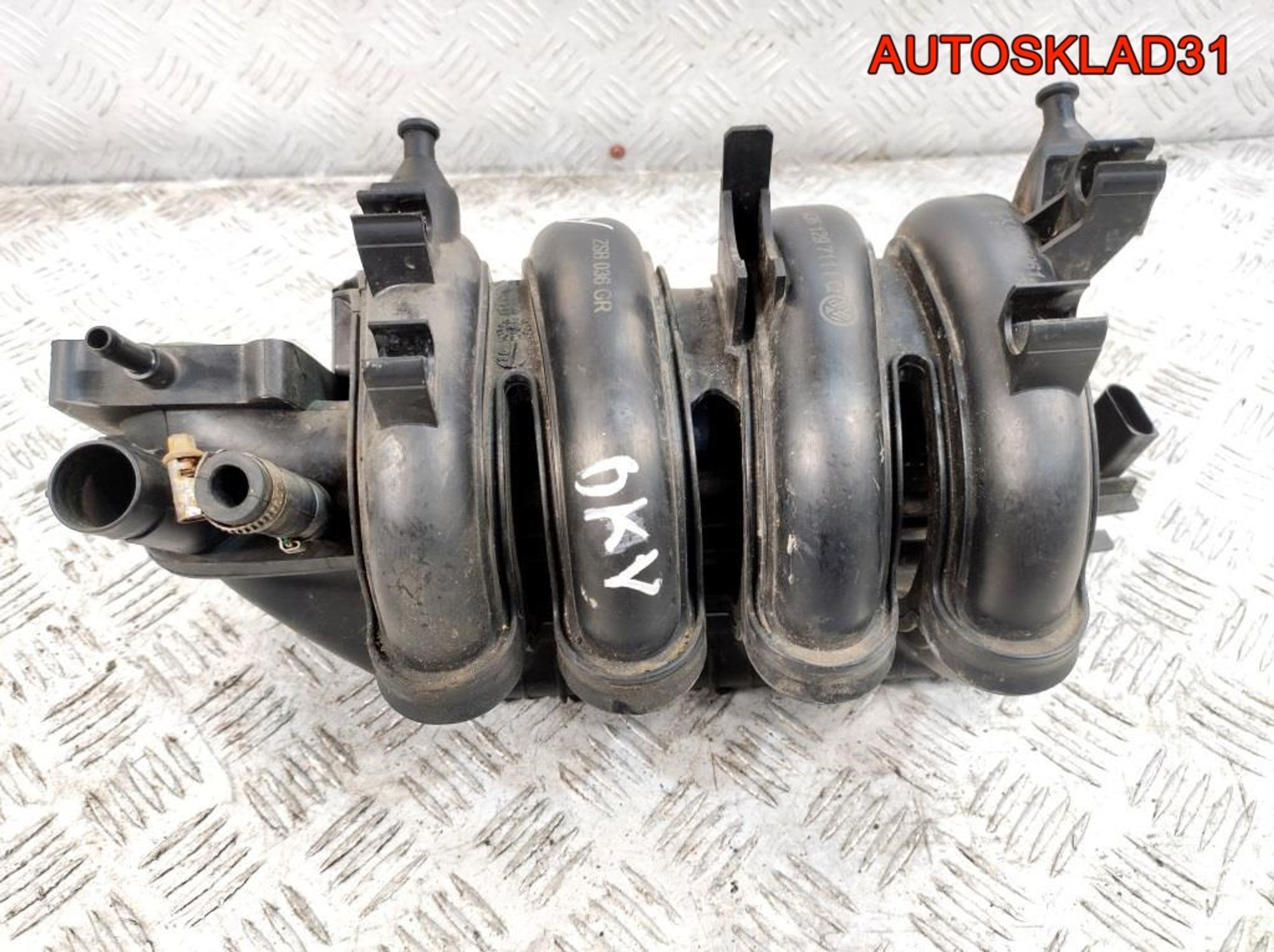 Коллектор впускной VW Polo 4 1.4 BKY 036129711FQ, 2000 рублей, Дубовое