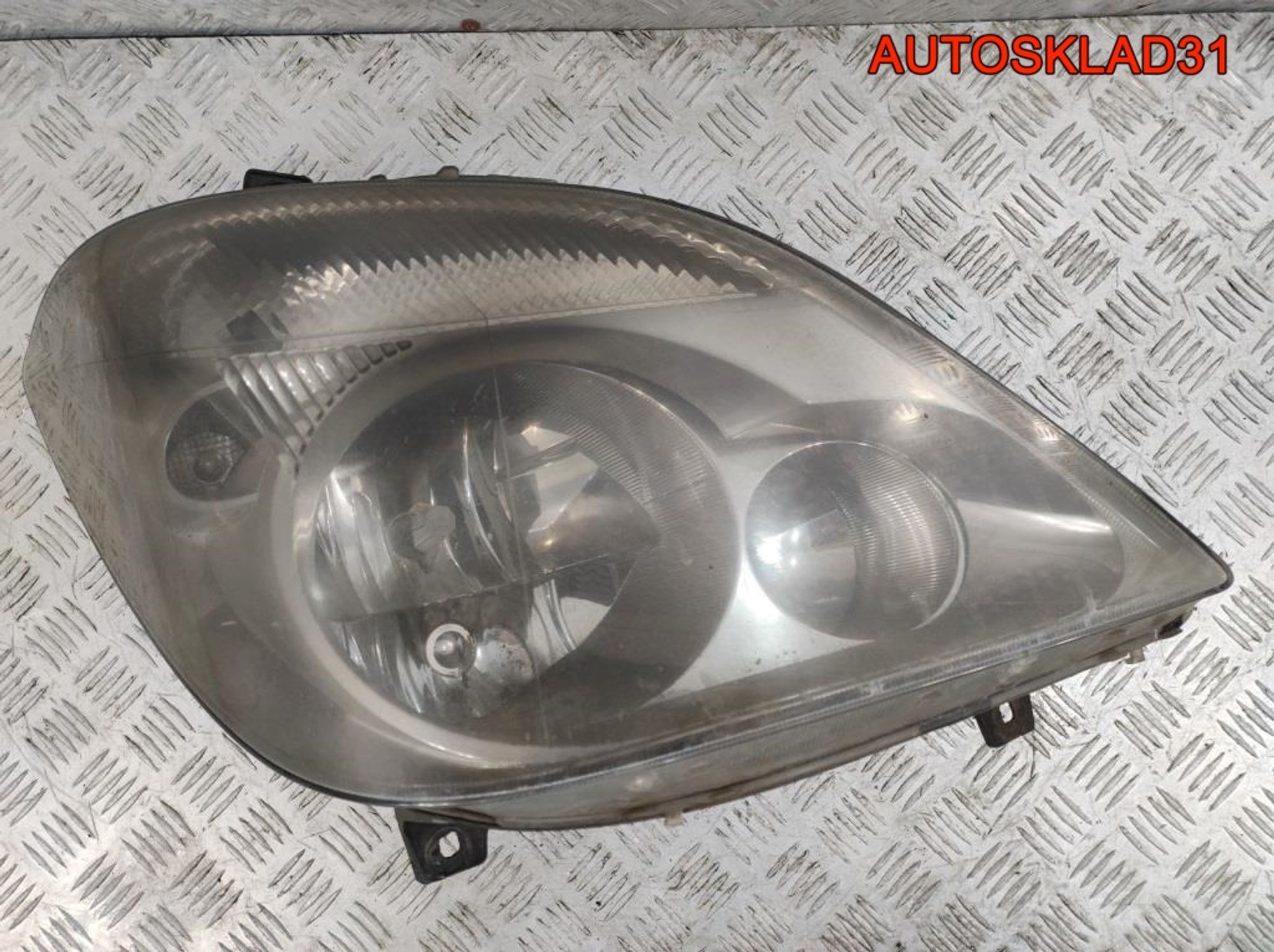 Фара правая Mercedes Benz Sprinter 906 A9068200261, 1800 рублей, Дубовое