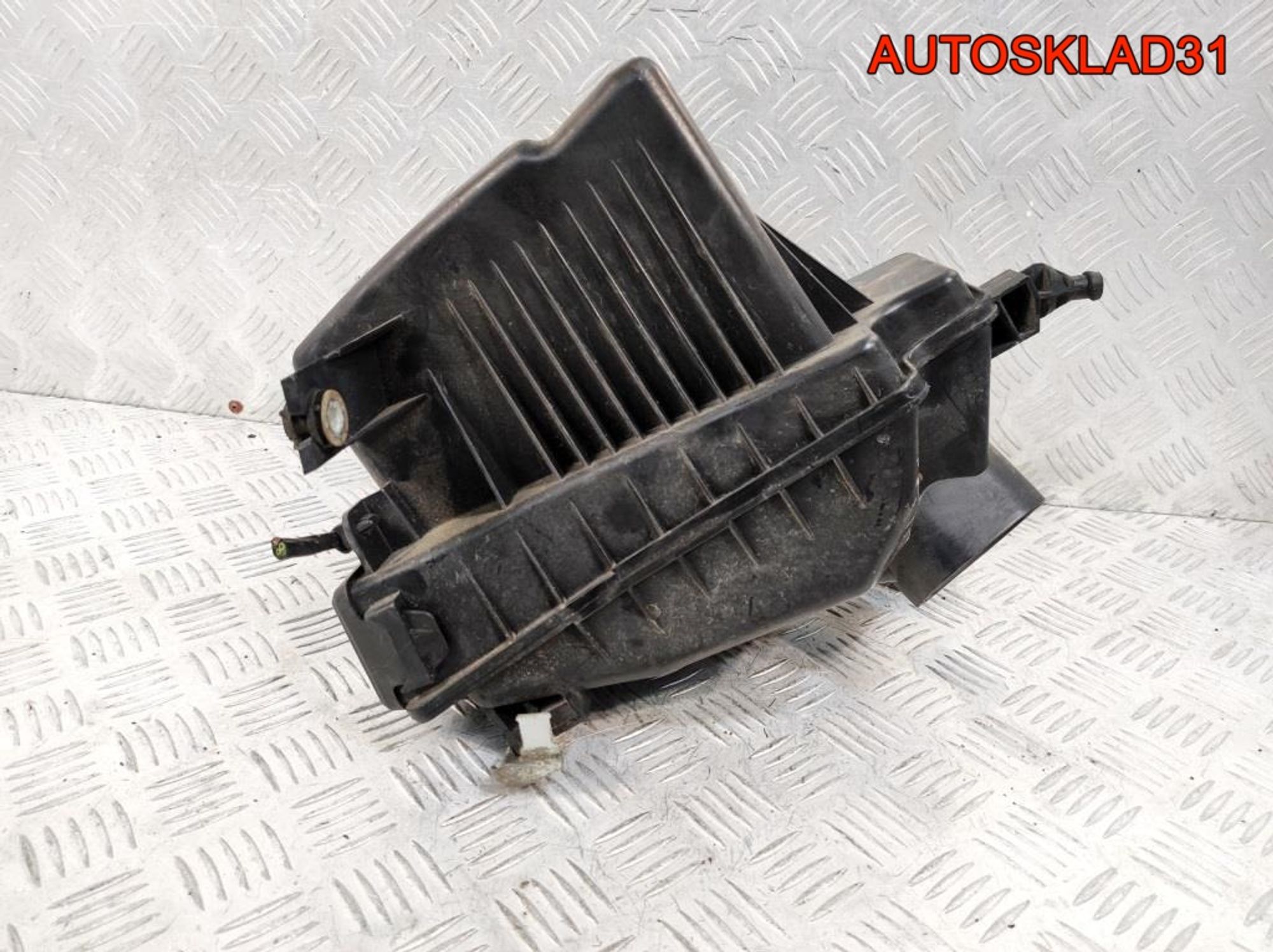 Корпус воздушного фильтра Nissan Qashqai 1,5 K9K, 5400 рублей, Дубовое