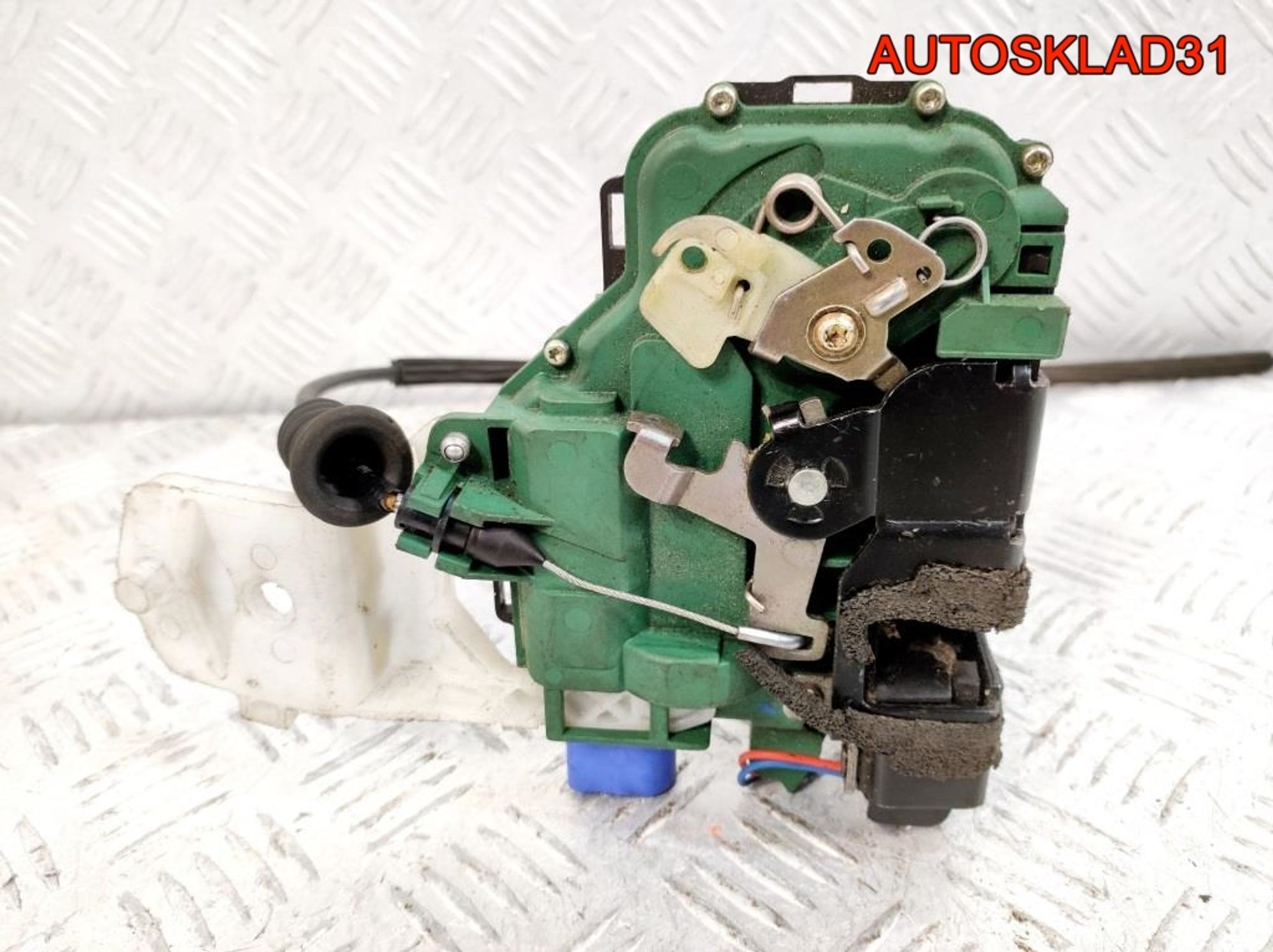 Замок двери передней правой VW Polo 4 3B1837016BG, 2200 рублей, Дубовое