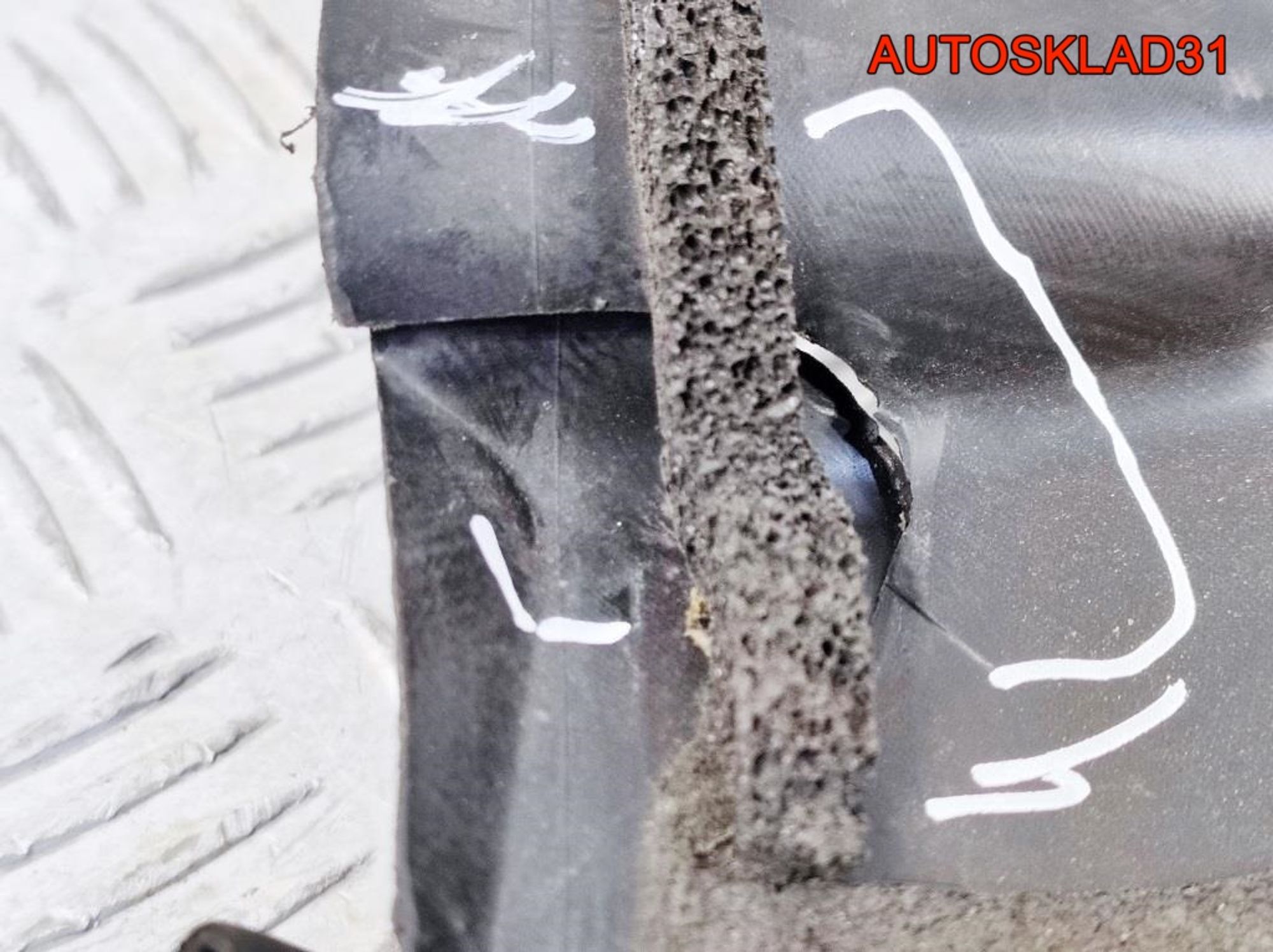 Решетка стеклоочистителя Ford C-MAX 2 AM51R02216AD, 1300 рублей, Дубовое