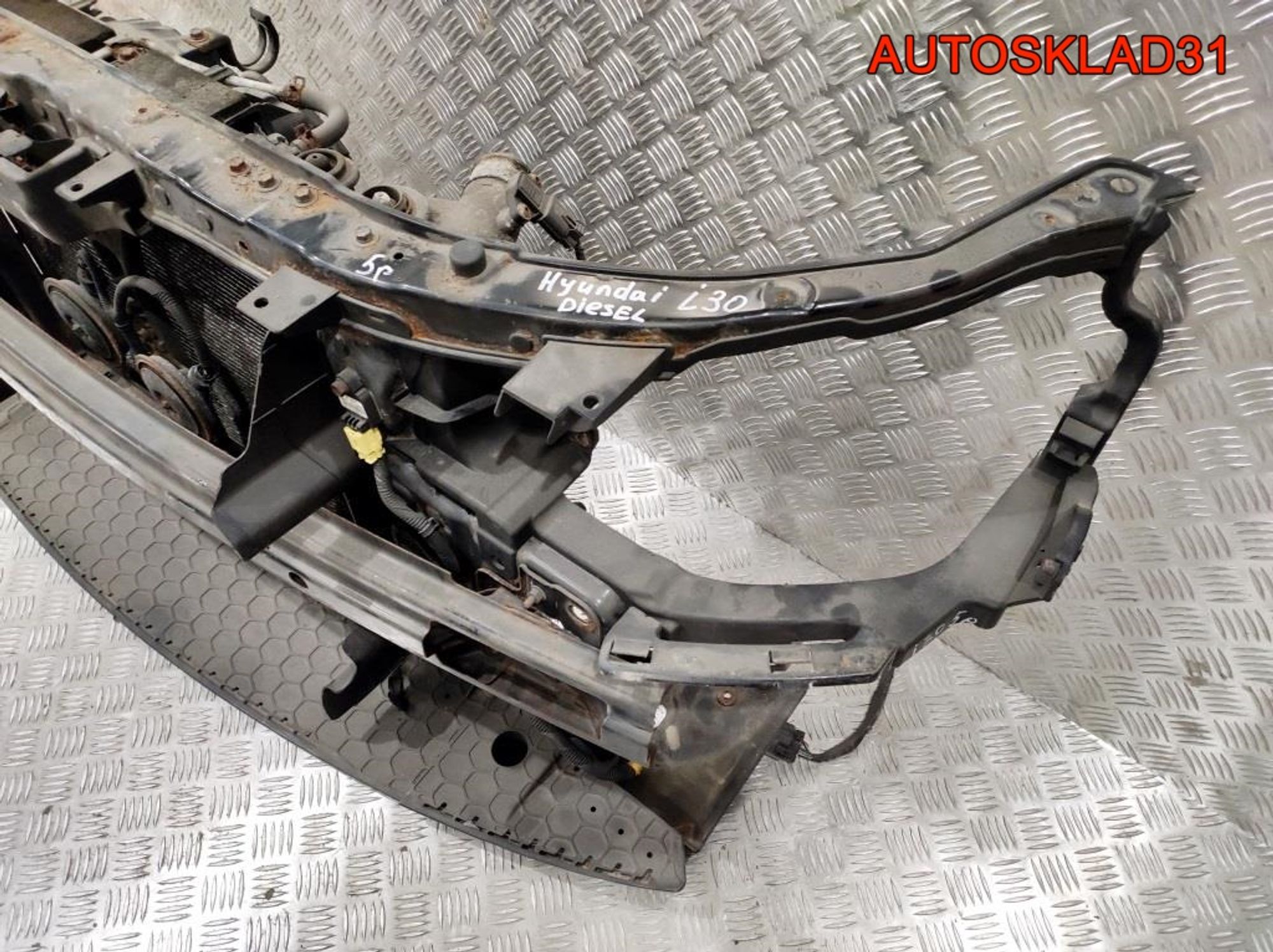 Панель передняя в сборе Hyundai i30 1,6 Дизель 641012L000 (Р), 23000 рублей, Дубовое