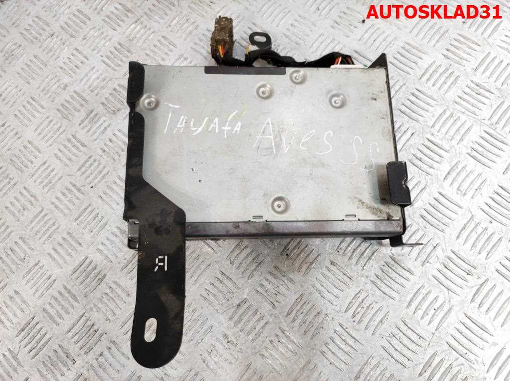 Проигрыватель CD/DVD Toyota Avensis 2 0866200840, 800 рублей, Дубовое