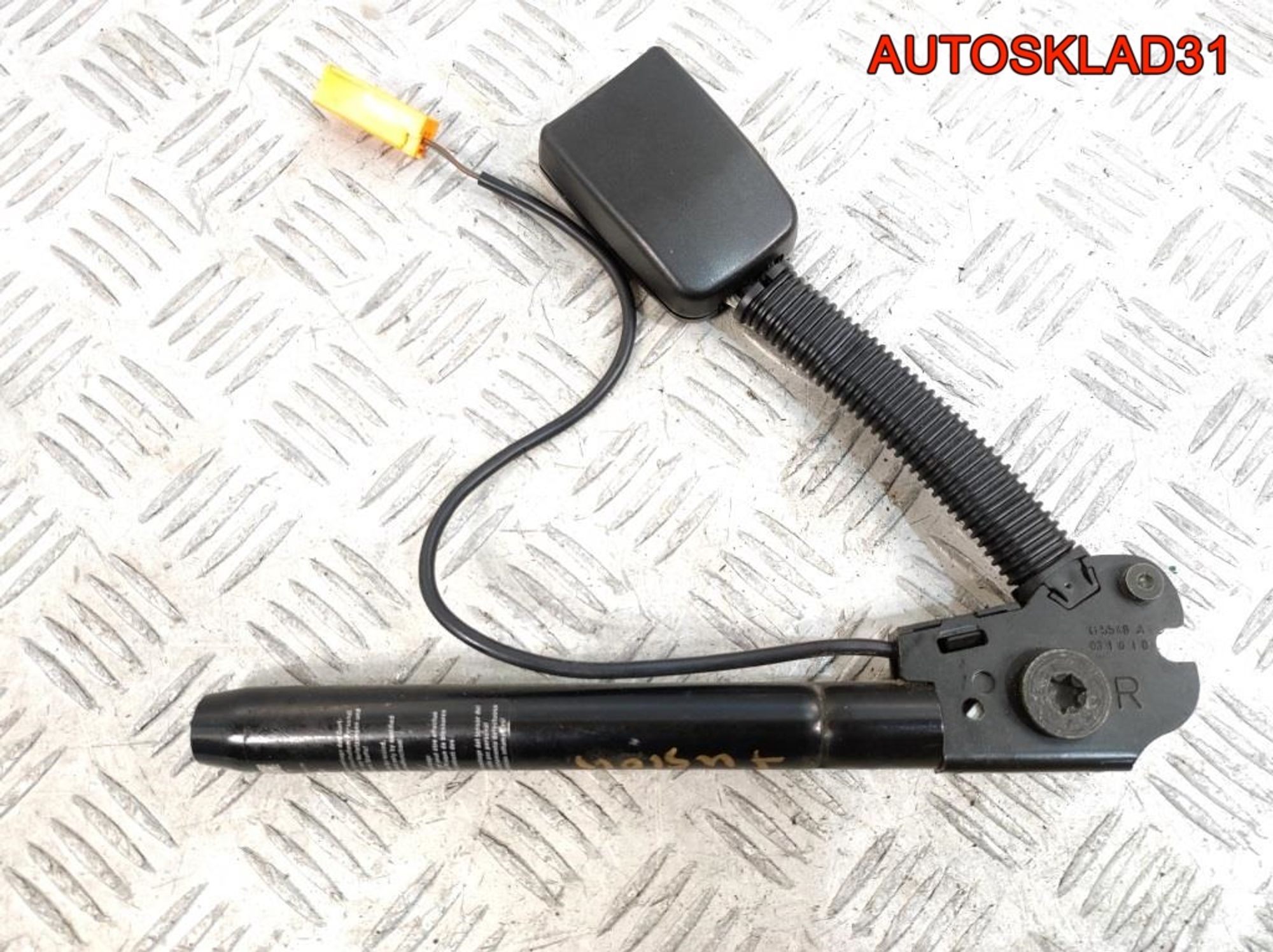 Ответная часть ремня безопасности Ford Fusion, 2100 рублей, Дубовое