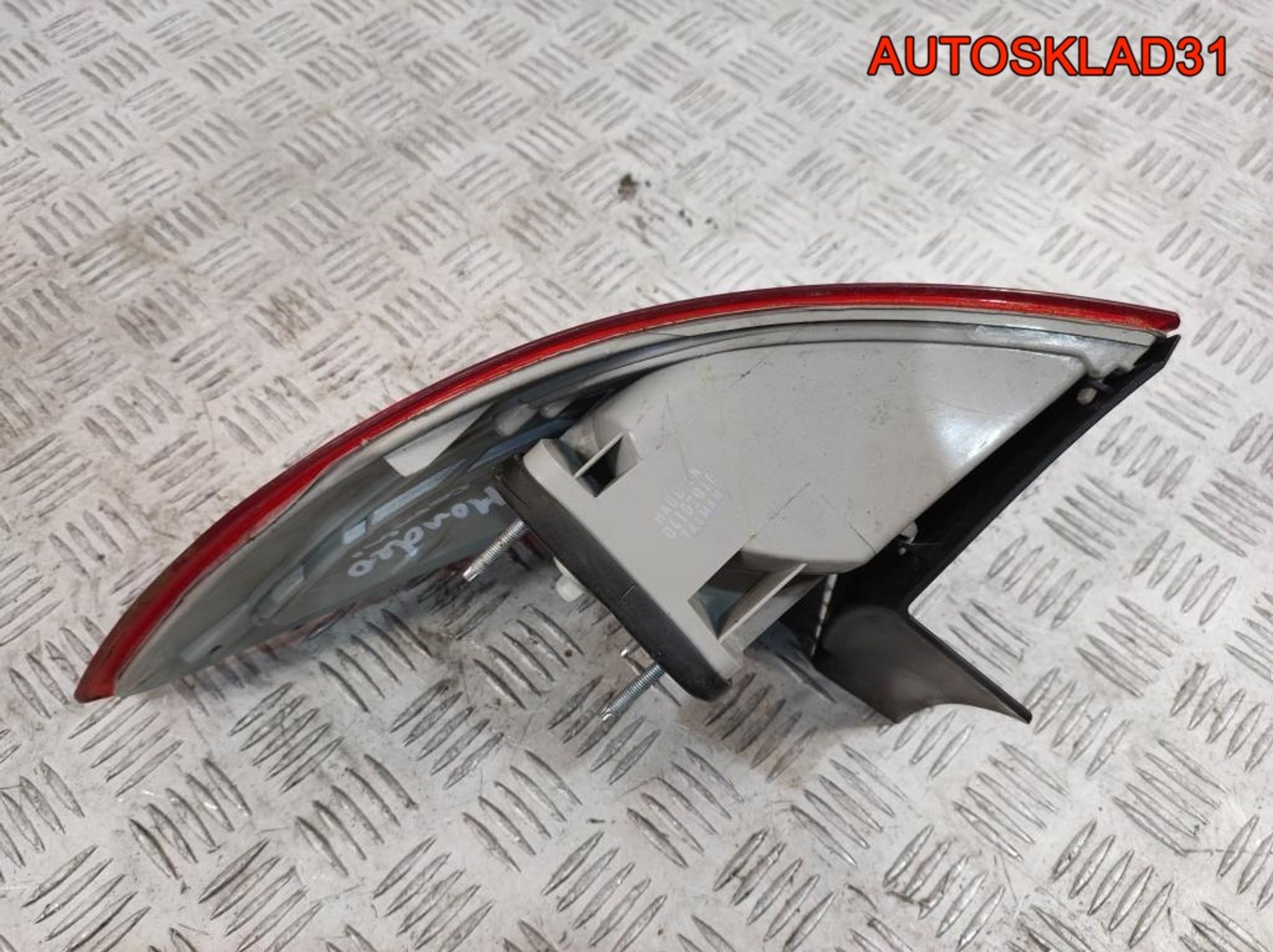 Фонарь задний наружный левый TYC Ford Mondeo 4 11B694012B Combi, 2000 рублей, Дубовое