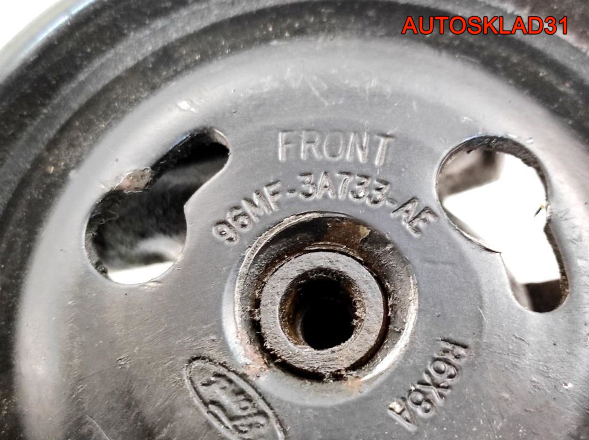 Насос ГУР Ford Fiesta Mk4 1.3 Бензин 96MF3A733AE, 1800 рублей, Дубовое