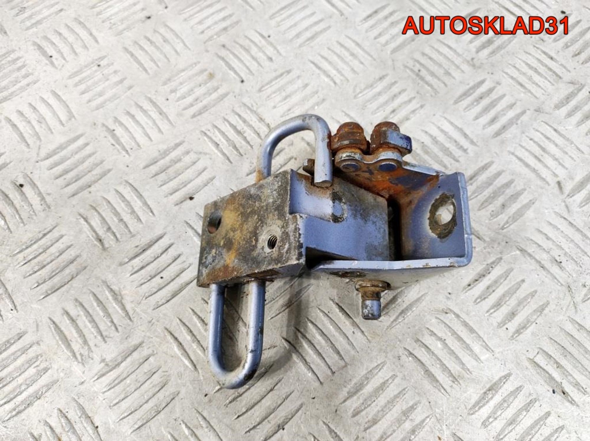 Петля двери передняя левая нижняя Audi A3 8L1, 4500 рублей, Дубовое