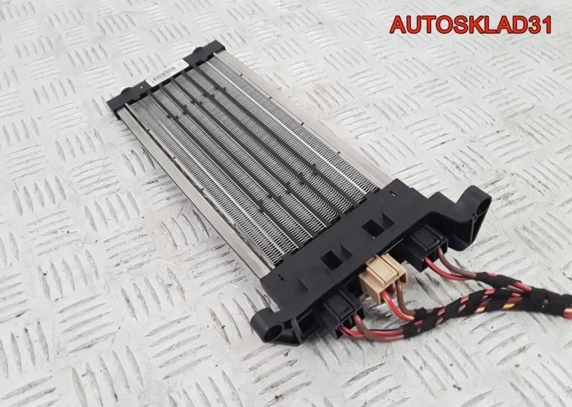 Радиатор отопителя электрический Audi A6 C6 4F0819011, 2000 рублей, Дубовое