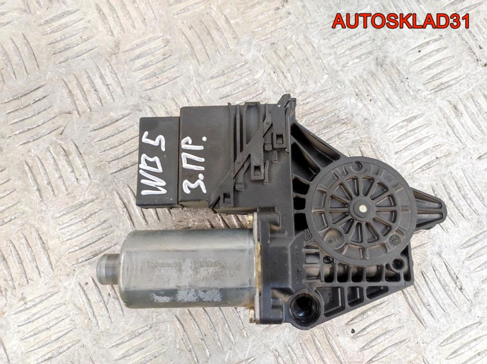 Моторчик стеклоподъёмника задний правый VW Passat B5 3B9839752AT, 800 рублей, Дубовое