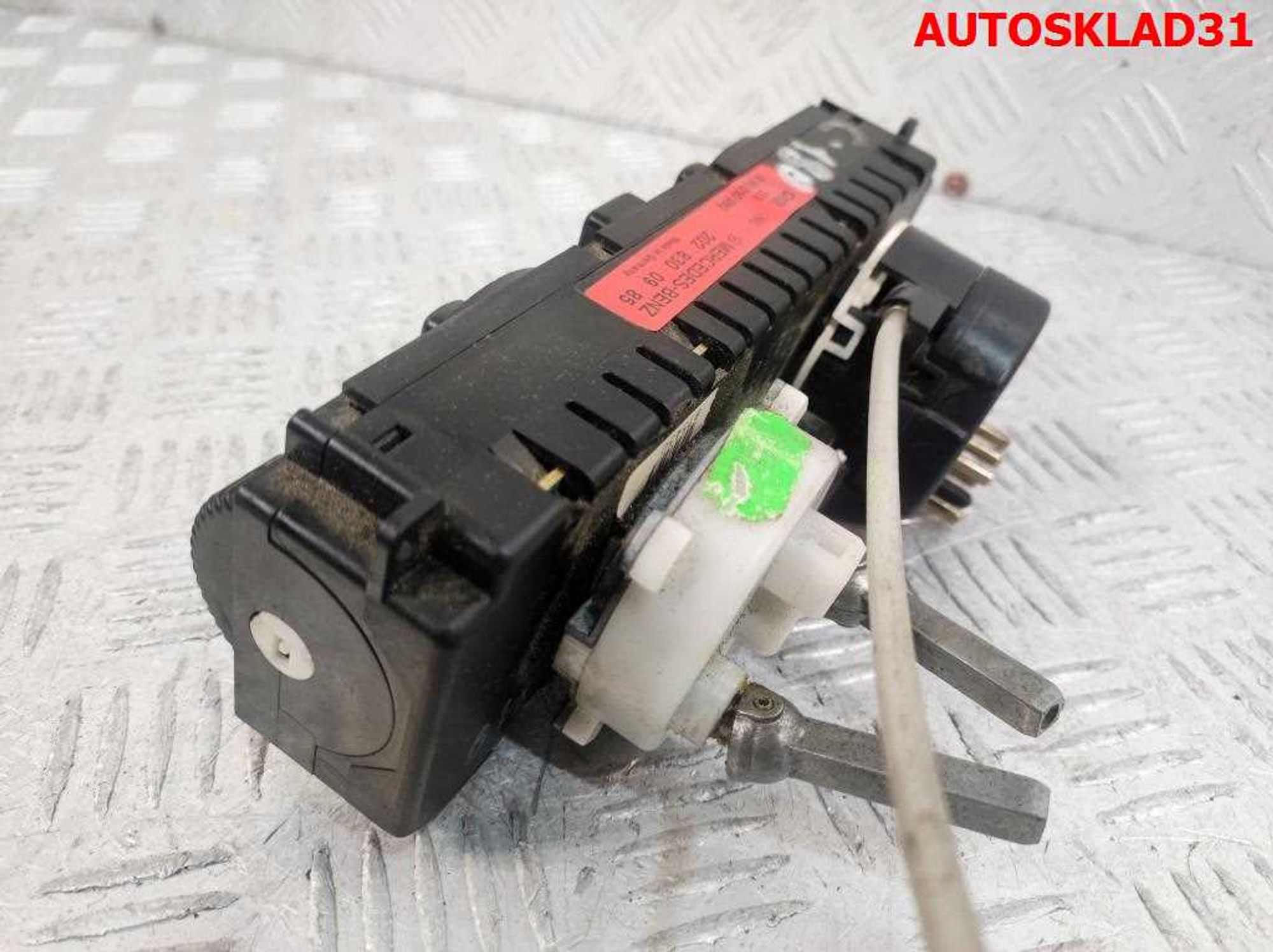 Блок управления отопителем Mercedes W202 A2028300985, 2000 рублей, Дубовое